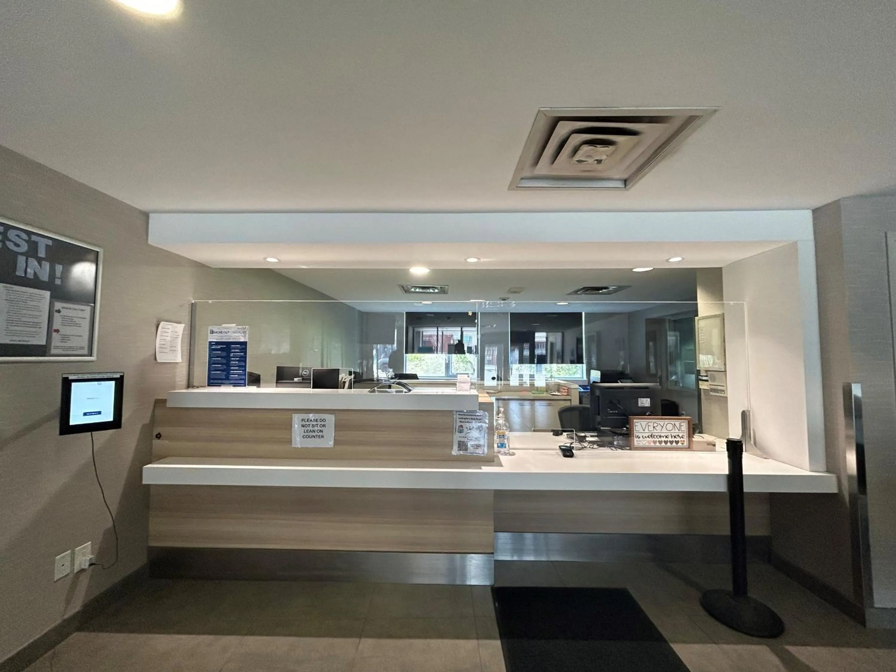 Lobby or reception in Residence & Conference Centre - Brampton