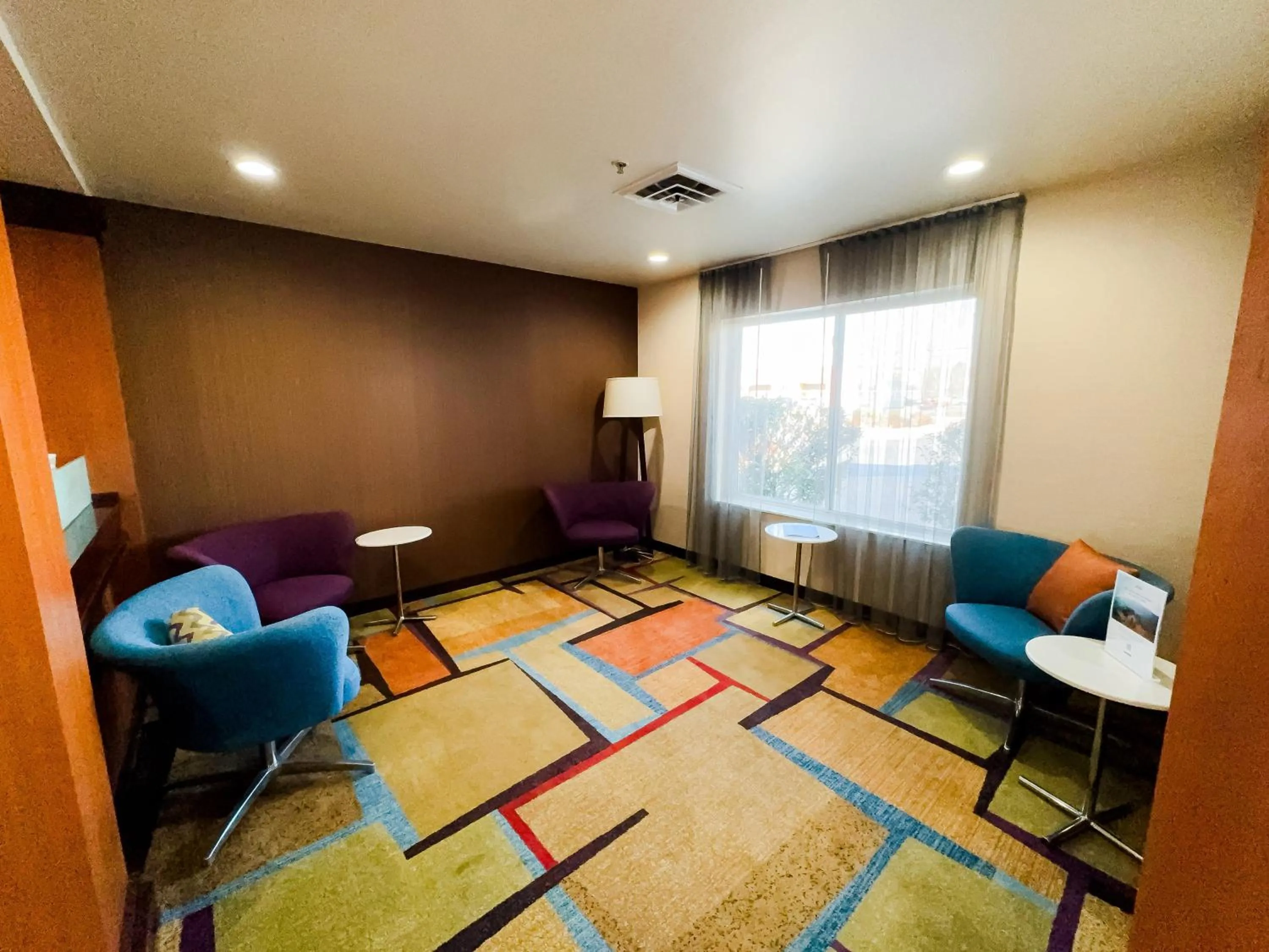 Lobby or reception in Fairfield by Marriott Russellville