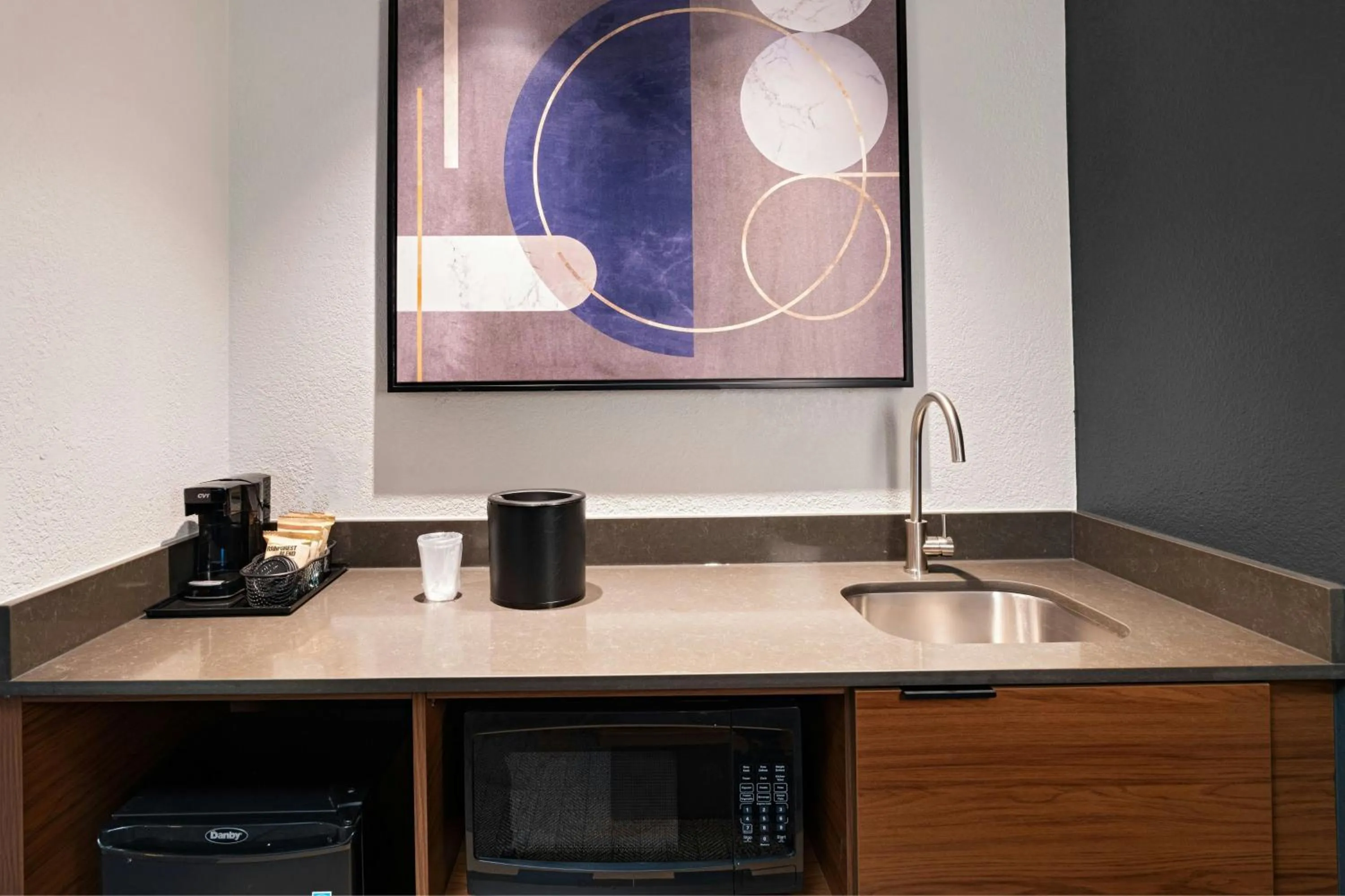 Photo of the whole room in Courtyard by Marriott Laredo