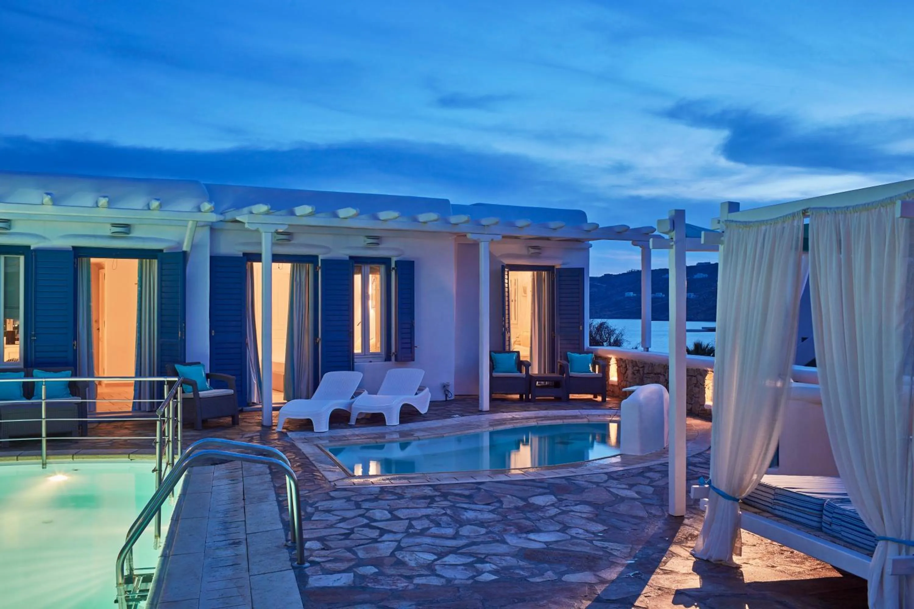 Swimming pool in Arte & Mare Elia Luxury Suites and Villas