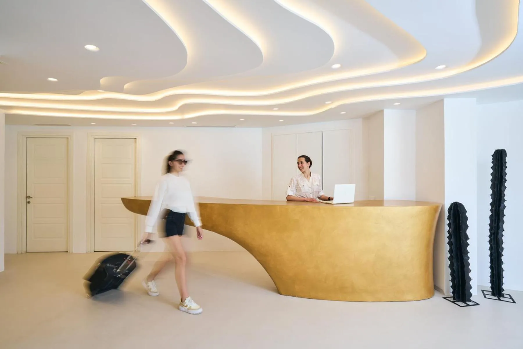 Arte & Mare Elia Luxury Suites and Villas