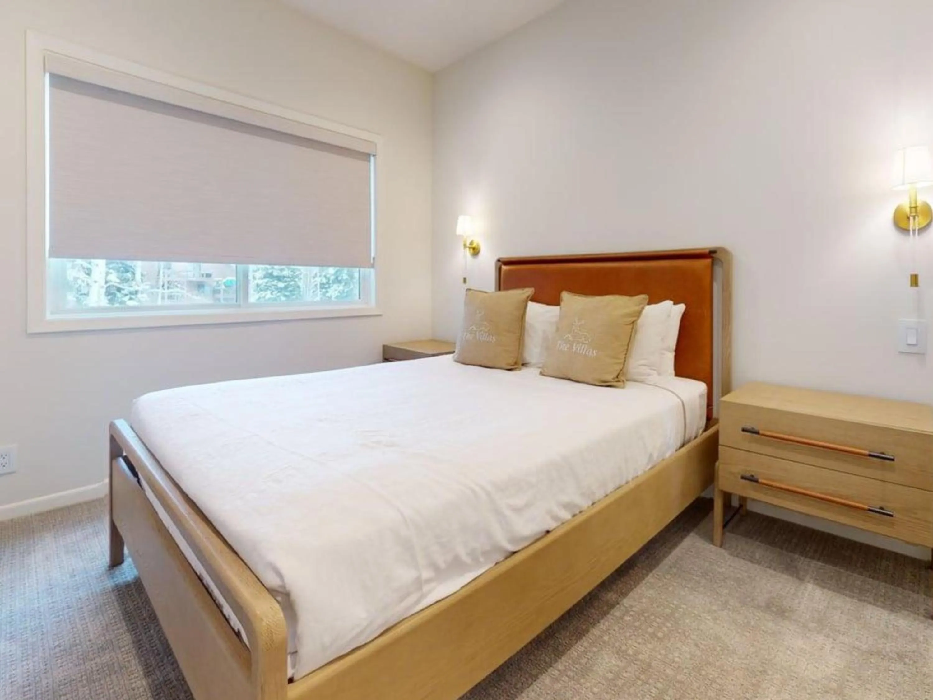 Bed in Villas at Snowmass CLub