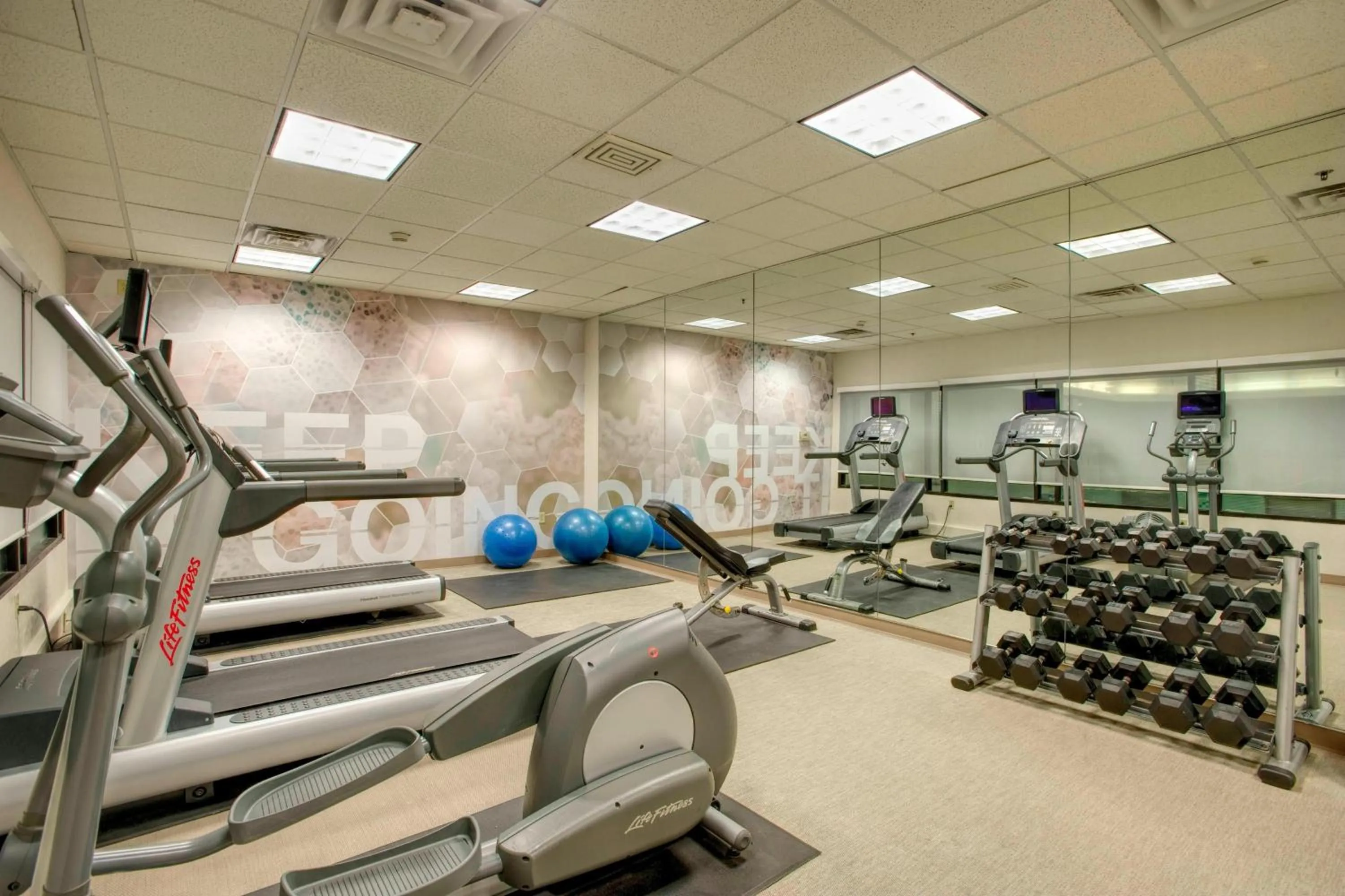 Fitness centre/facilities in SpringHill Suites by Marriott Lawrence Downtown