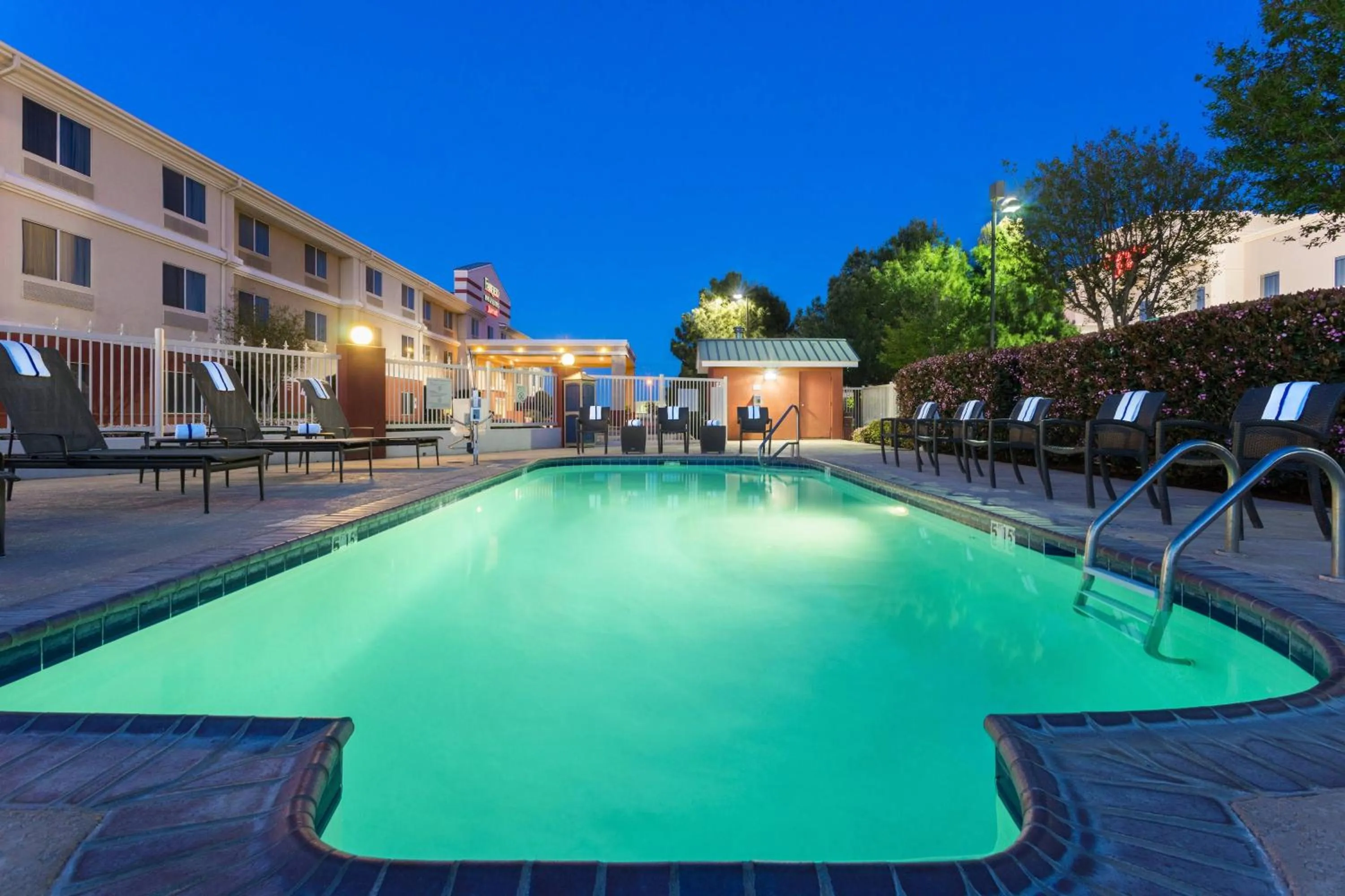 Swimming pool in Fairfield Inn & Suites by Marriott Odessa