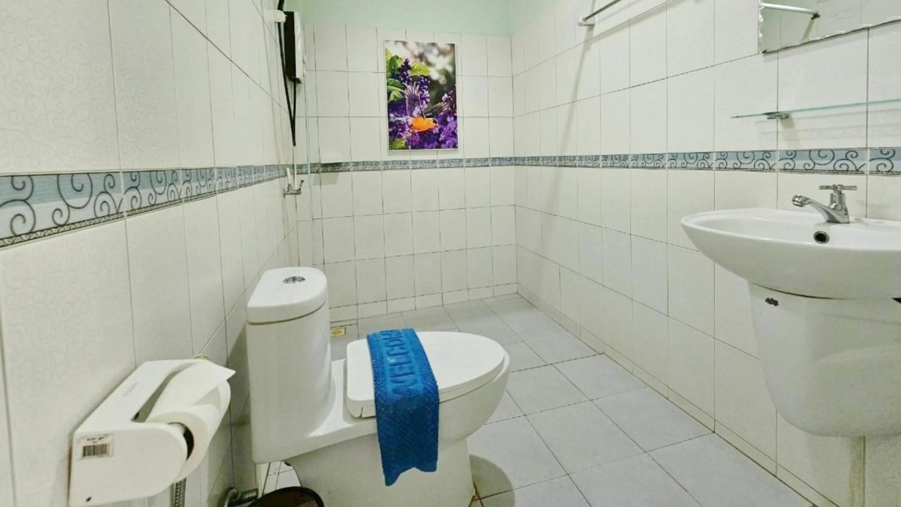 Shower in Lake Terrace Resort