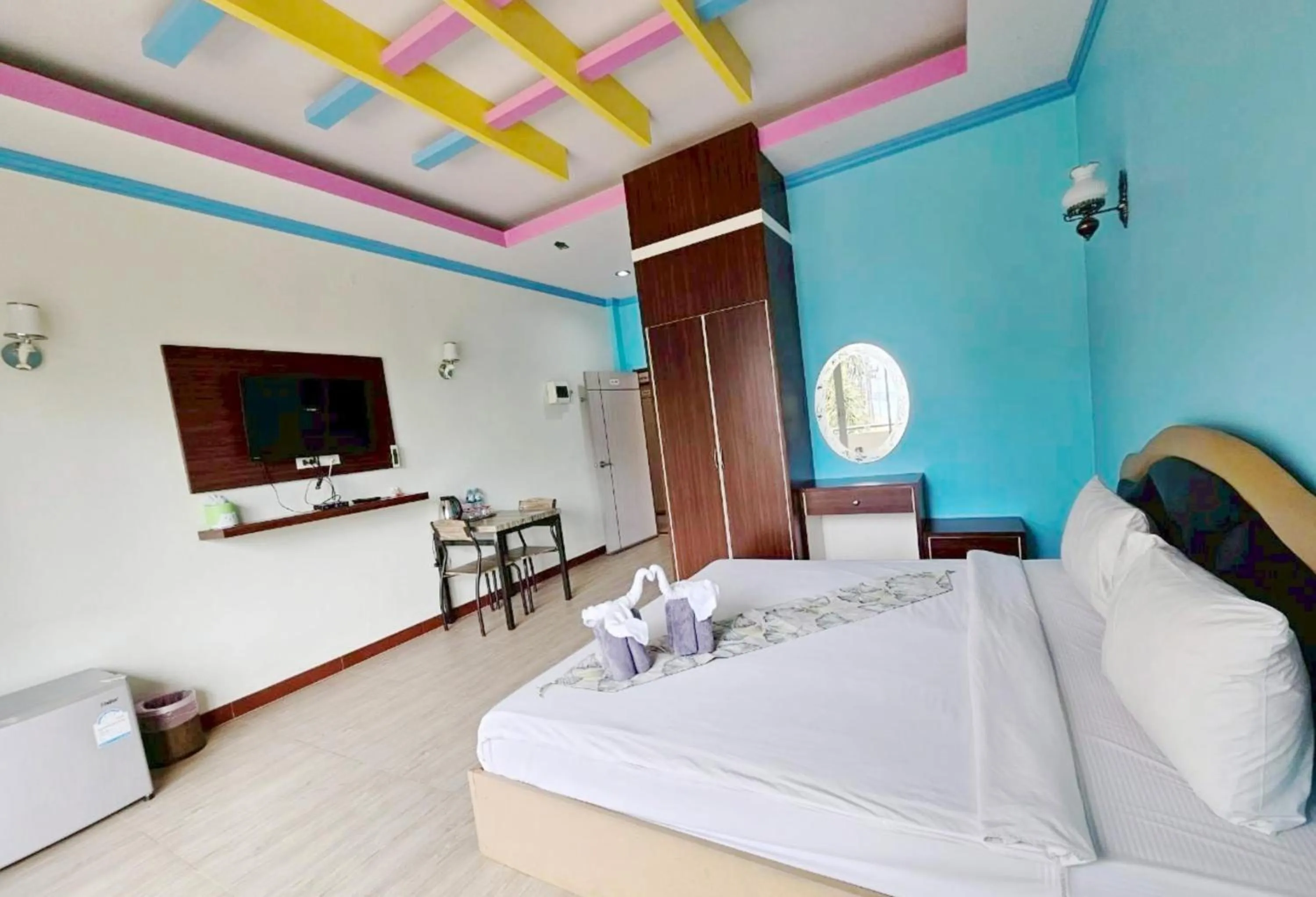 Bed in Lake Terrace Resort