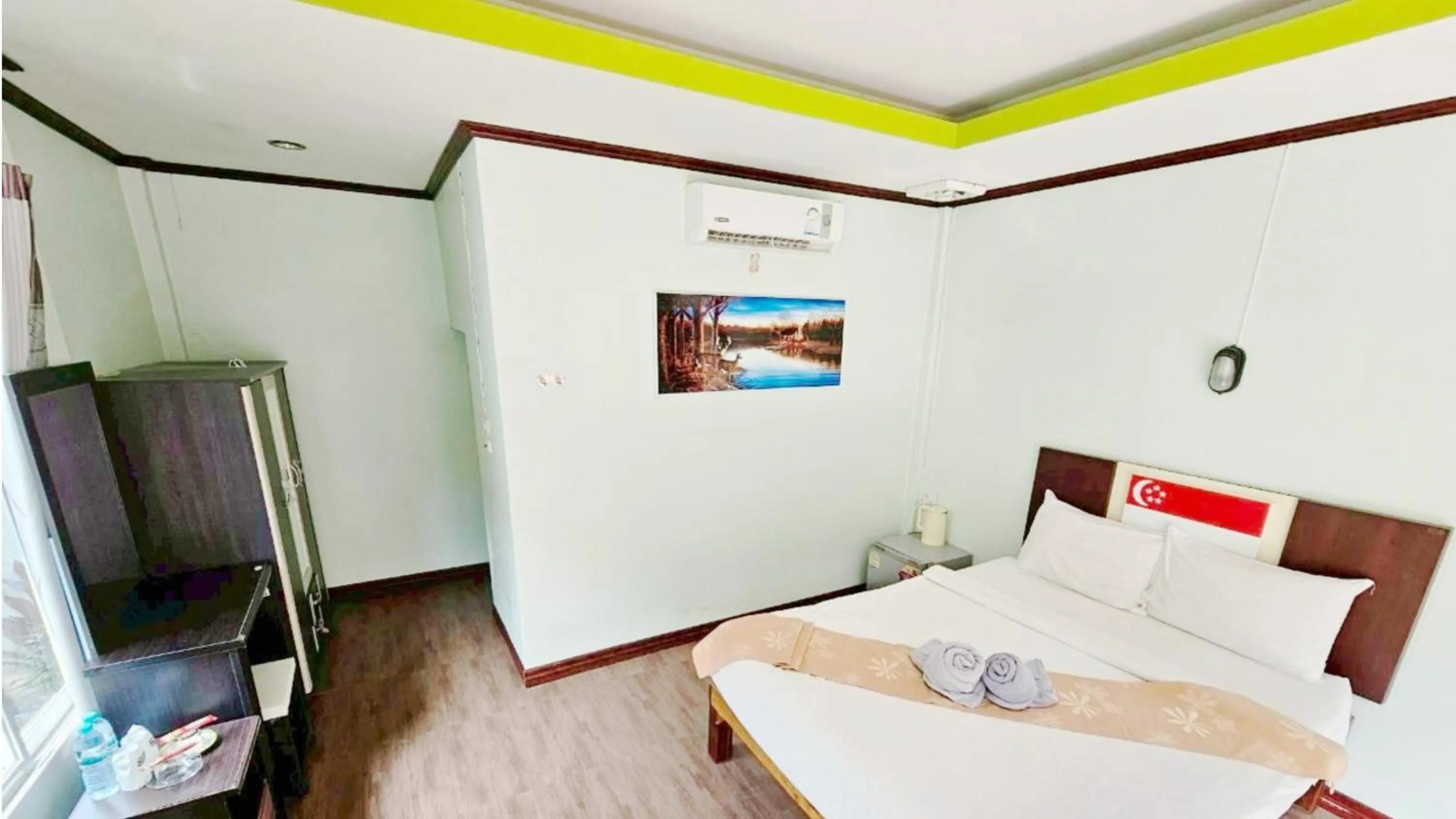 Bed in Lake Terrace Resort