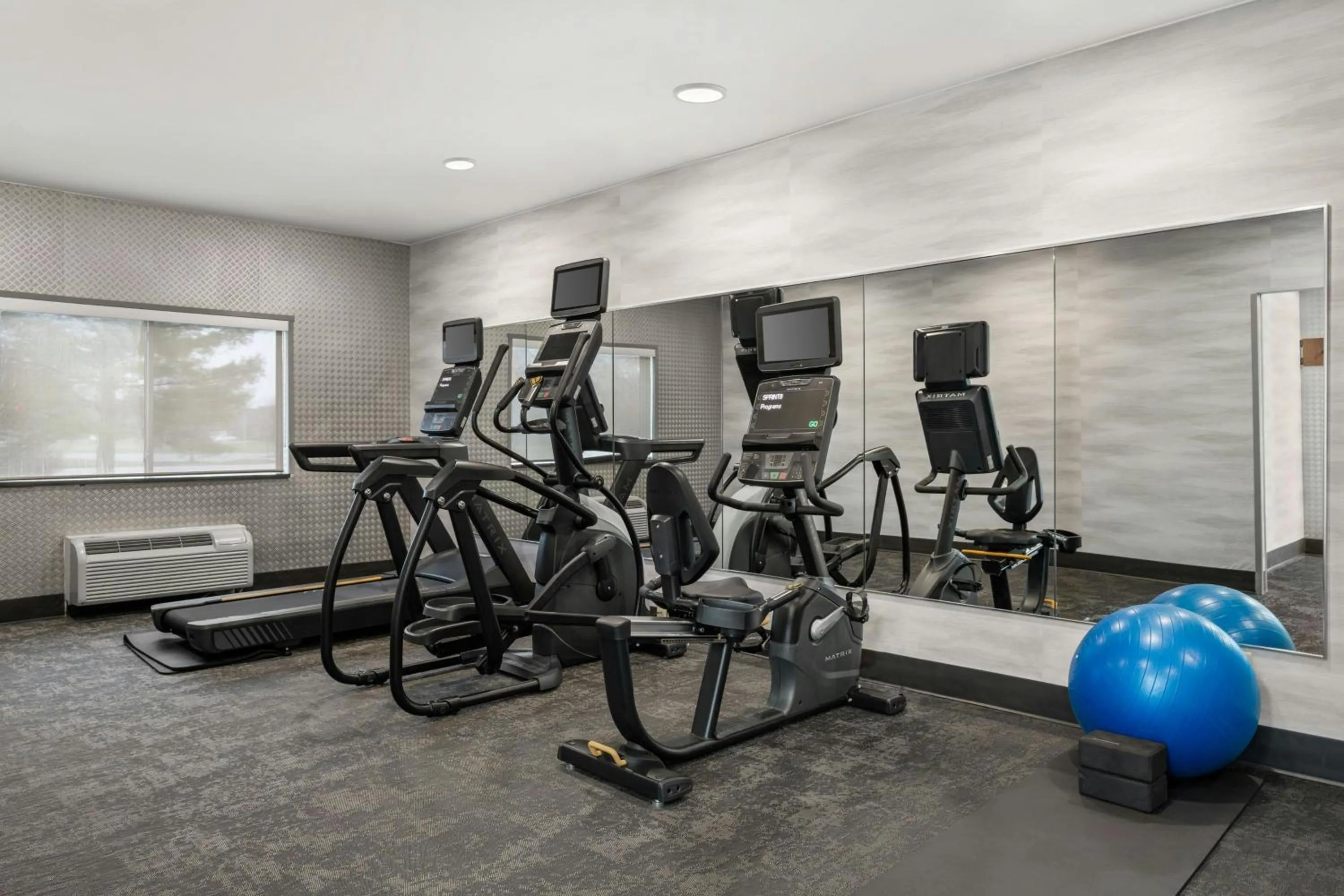 Fitness centre/facilities in Fairfield Inn & Suites Mt. Pleasant