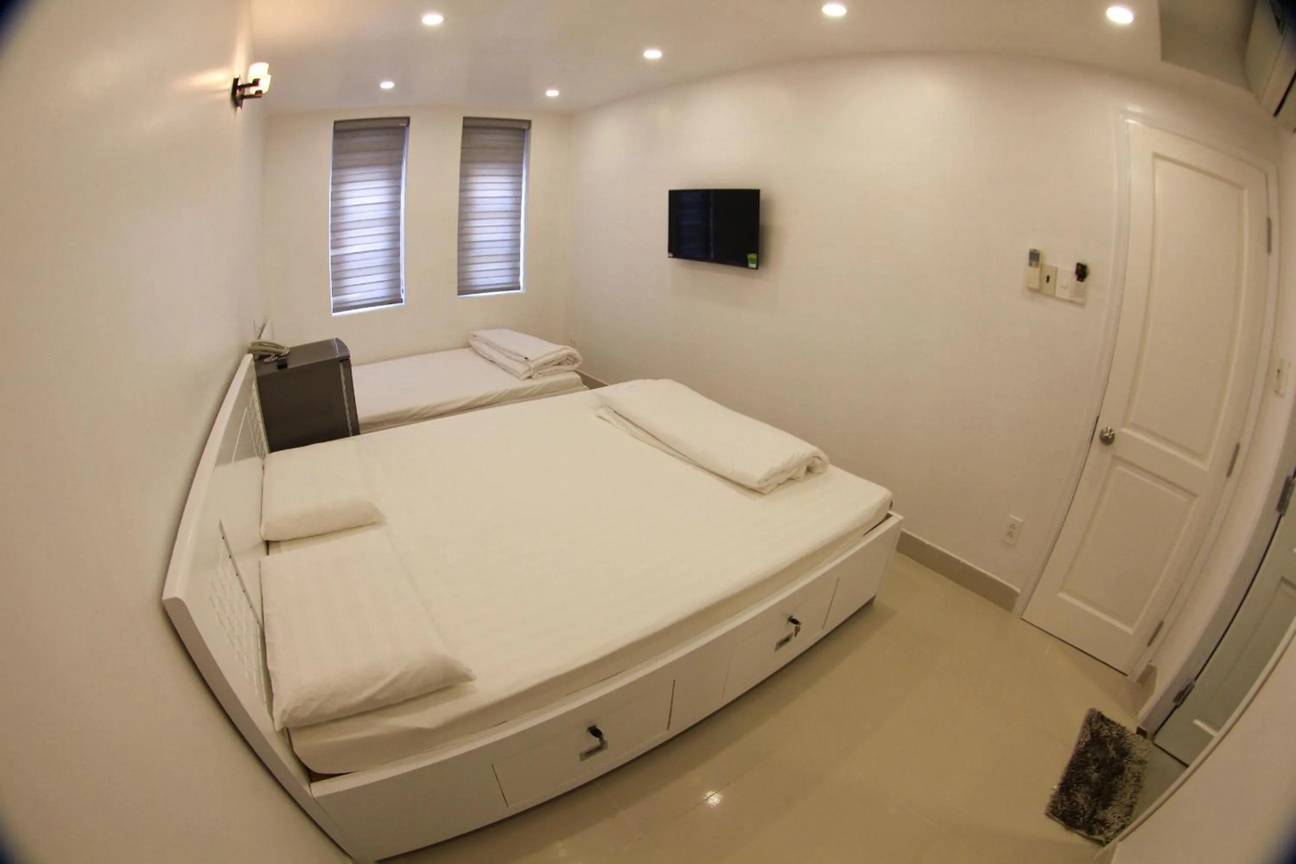 Bed in Full House Hostel