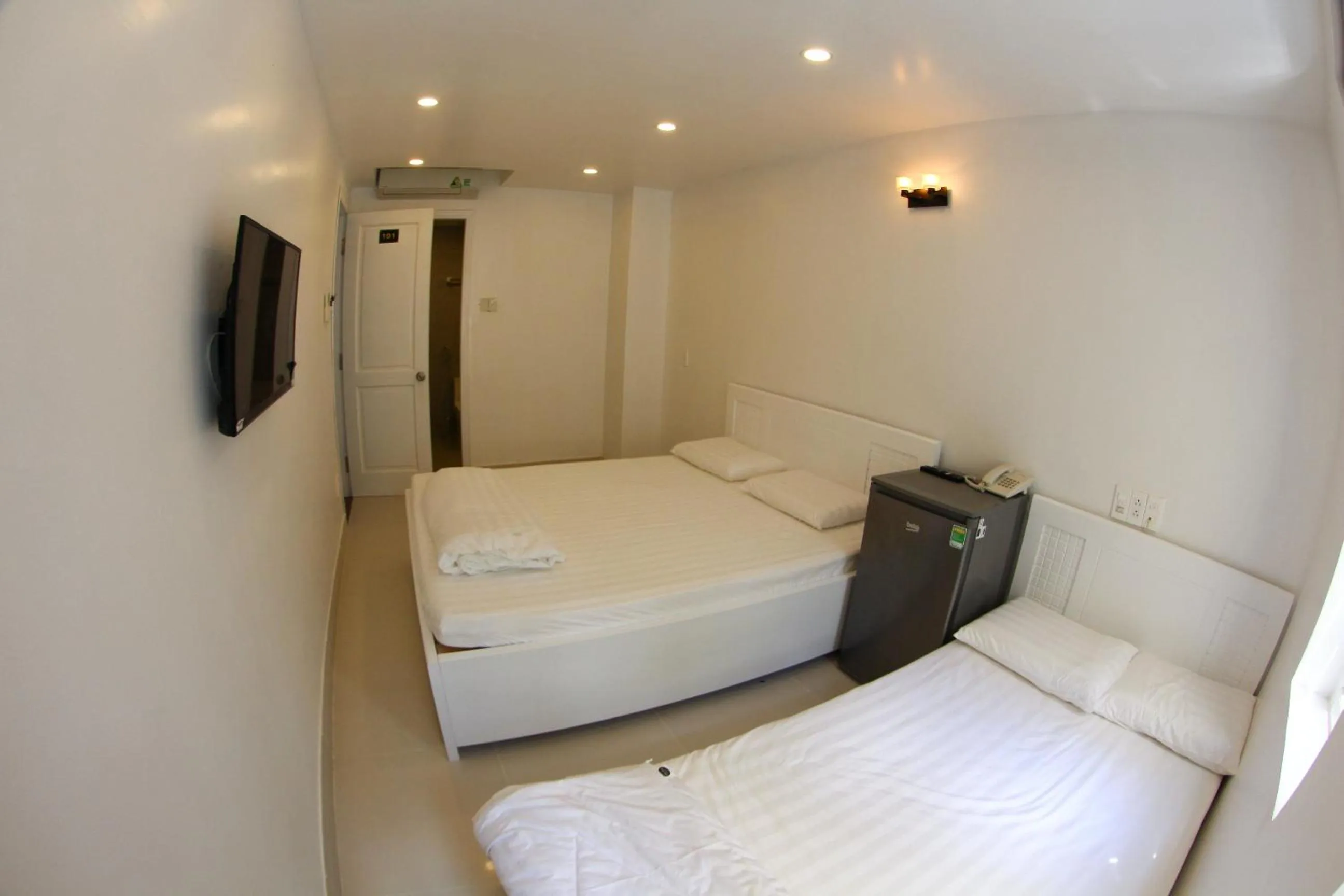 Bed in Full House Hostel