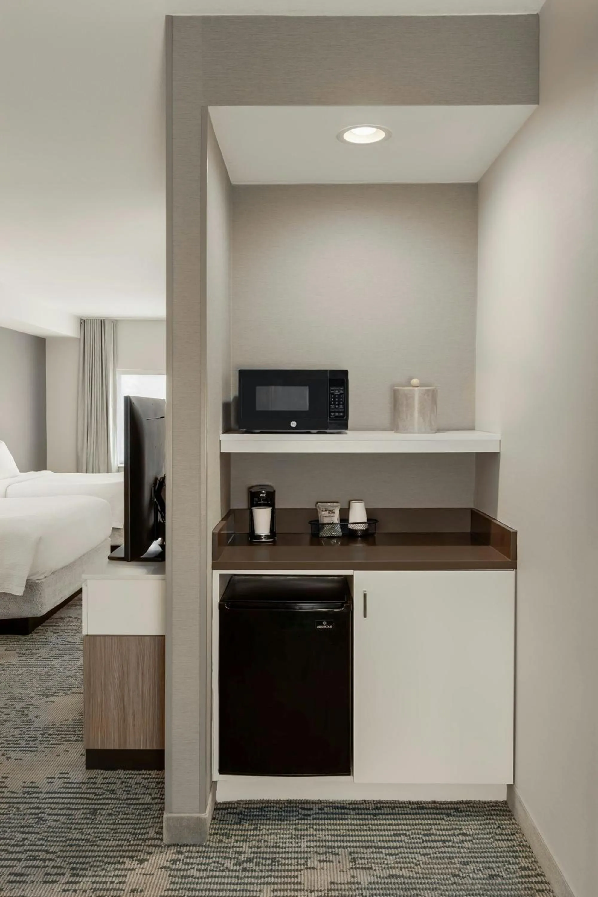 Kitchen or kitchenette, Bed in Springhill Suites by Marriott Frankenmuth