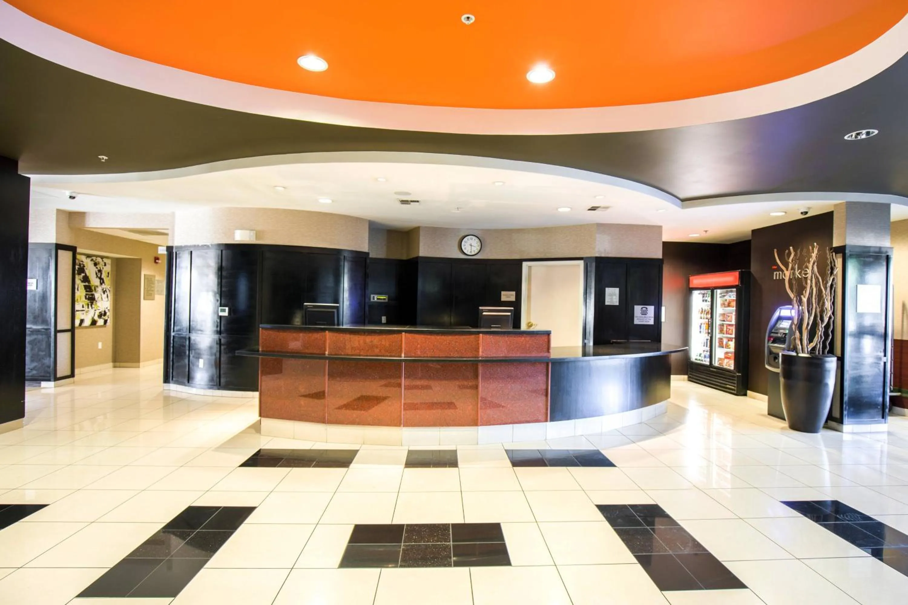 Lobby or reception in Courtyard by Marriott Merced