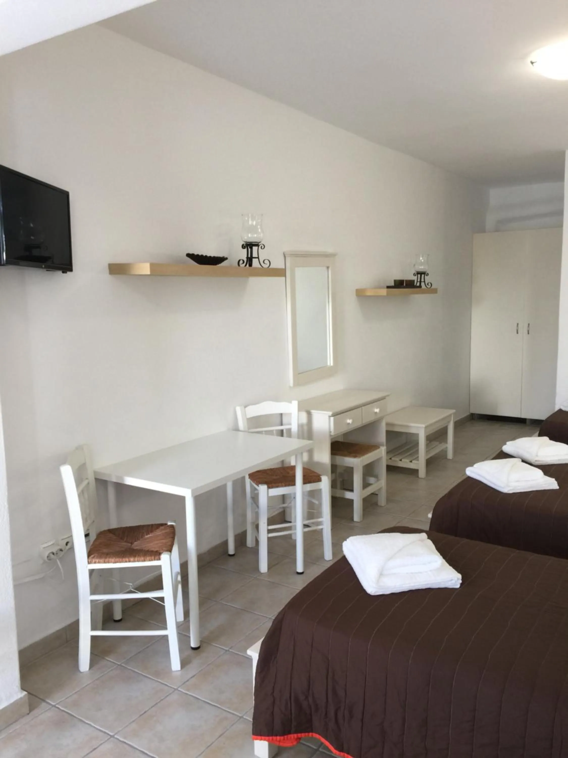 TV and multimedia, Bed in Joseph Studios