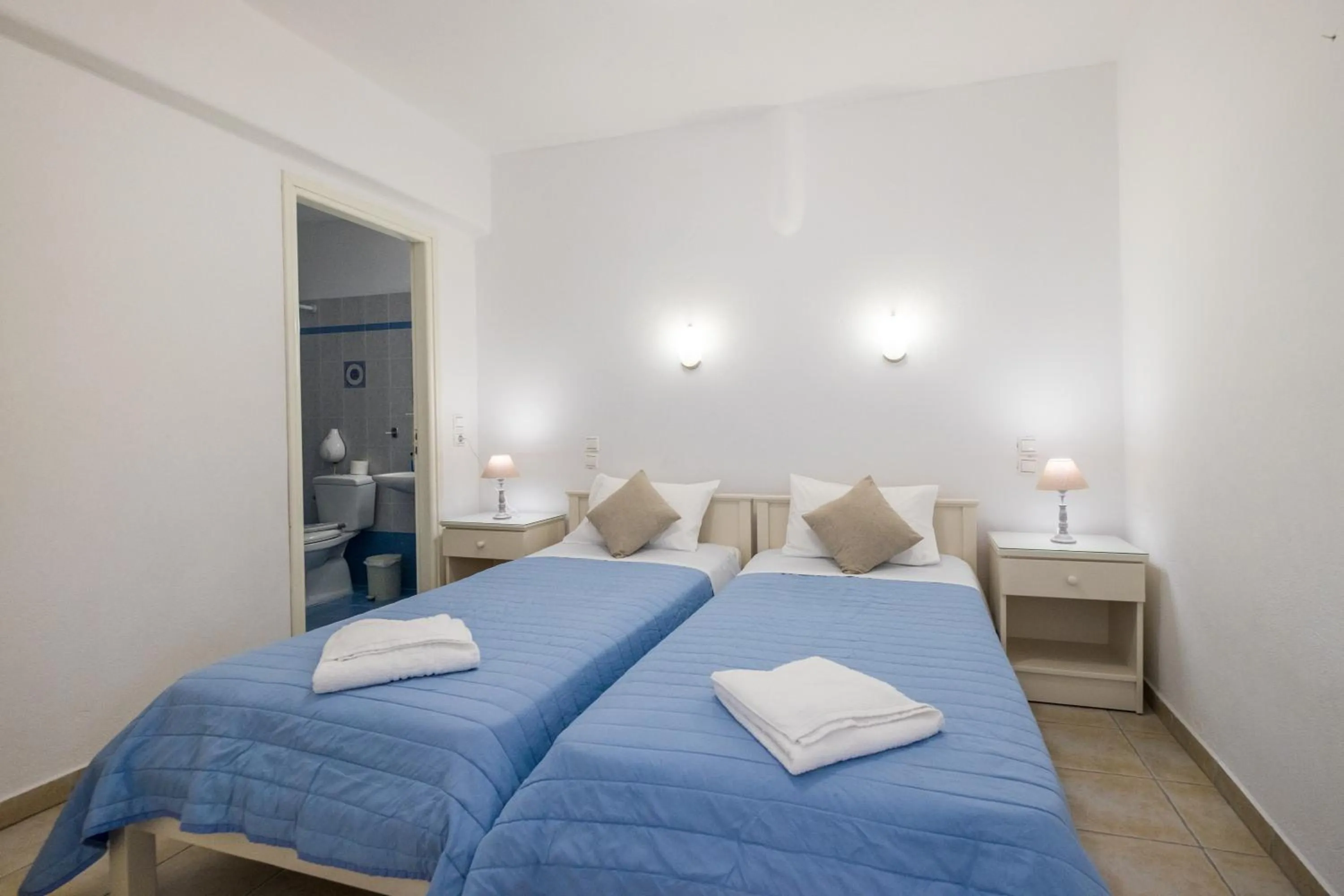 Toilet, Bed in Joseph Studios