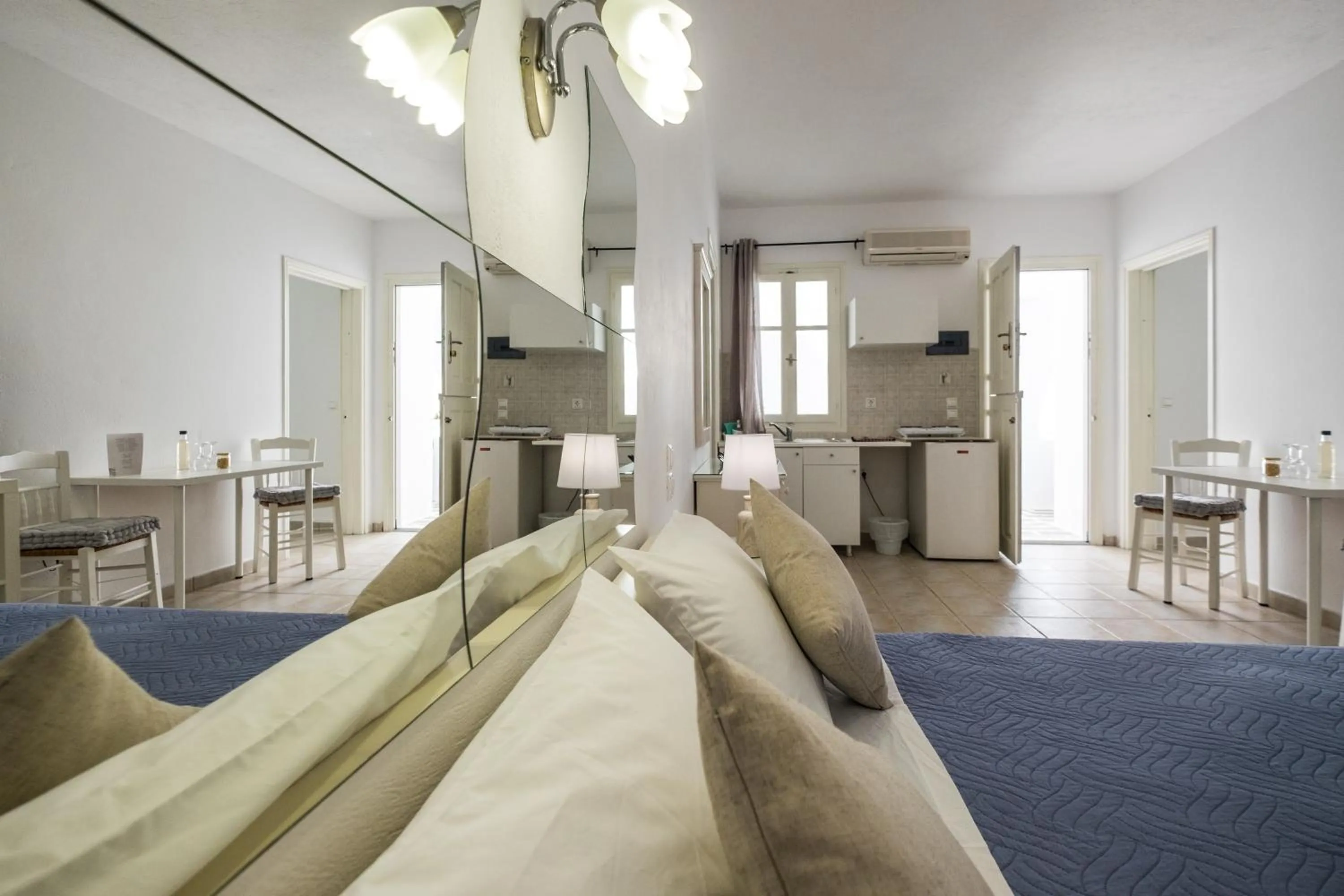 Bed in Joseph Studios