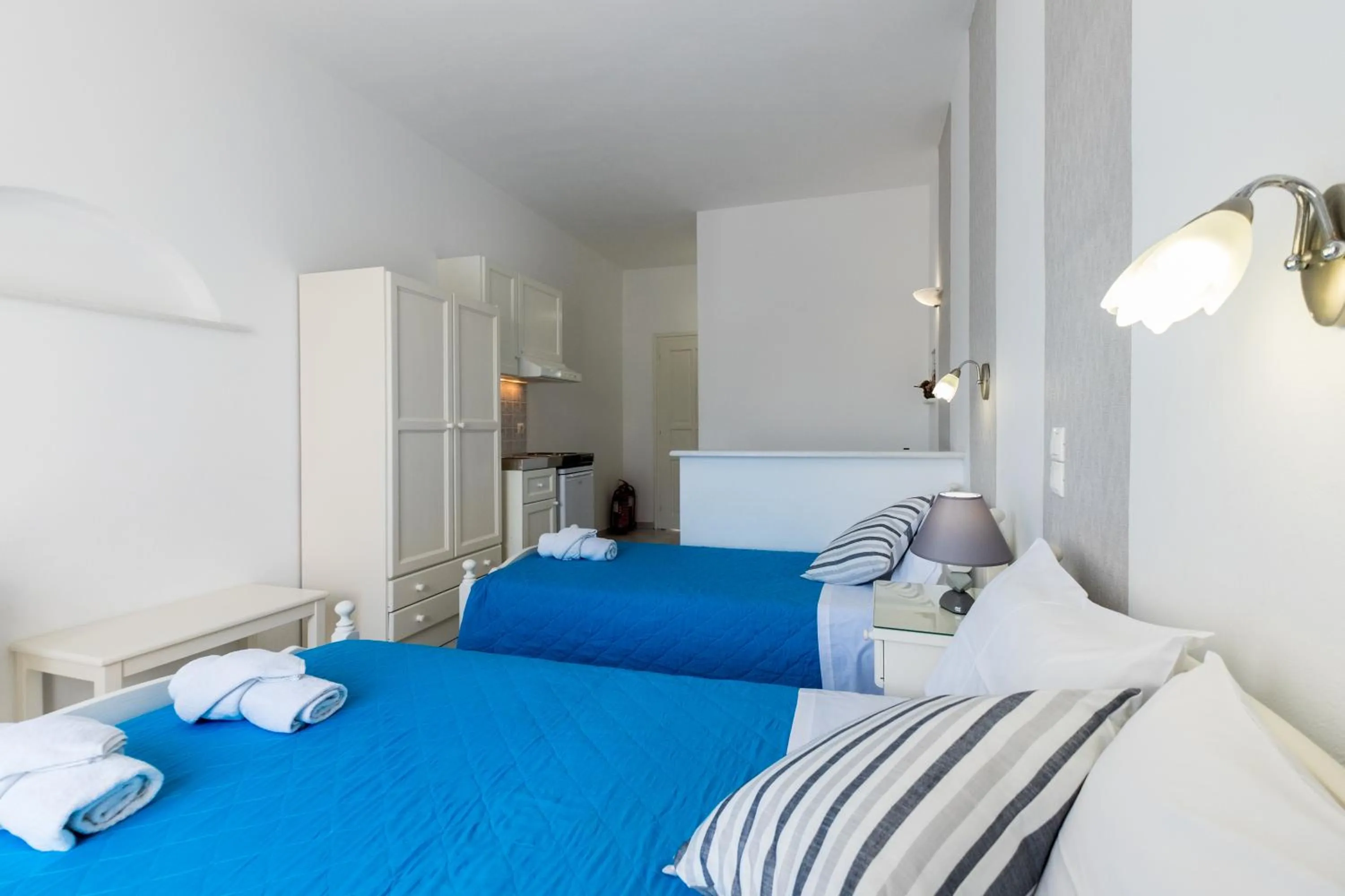 Bed in Joseph Studios