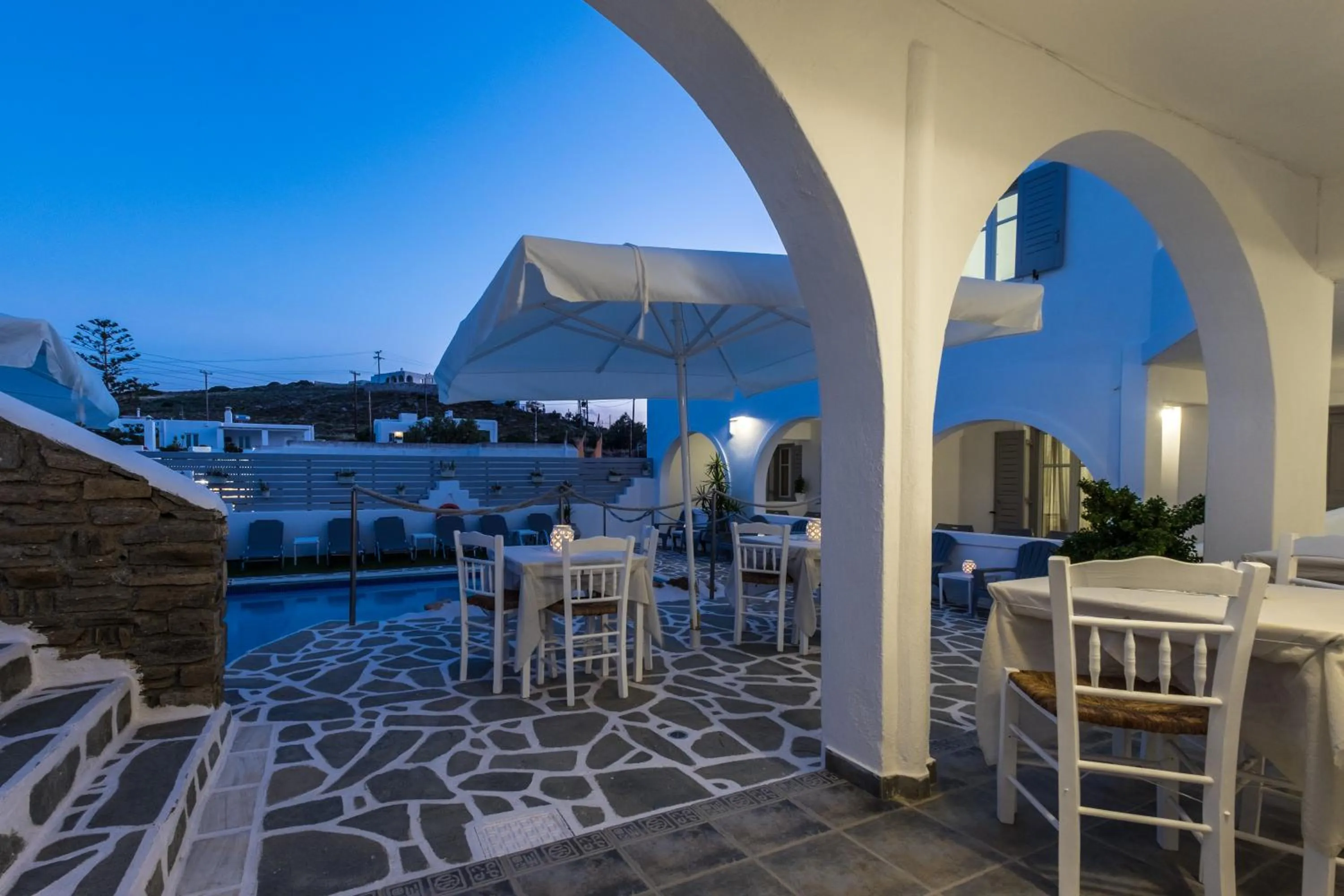 Restaurant/places to eat in Joseph Studios