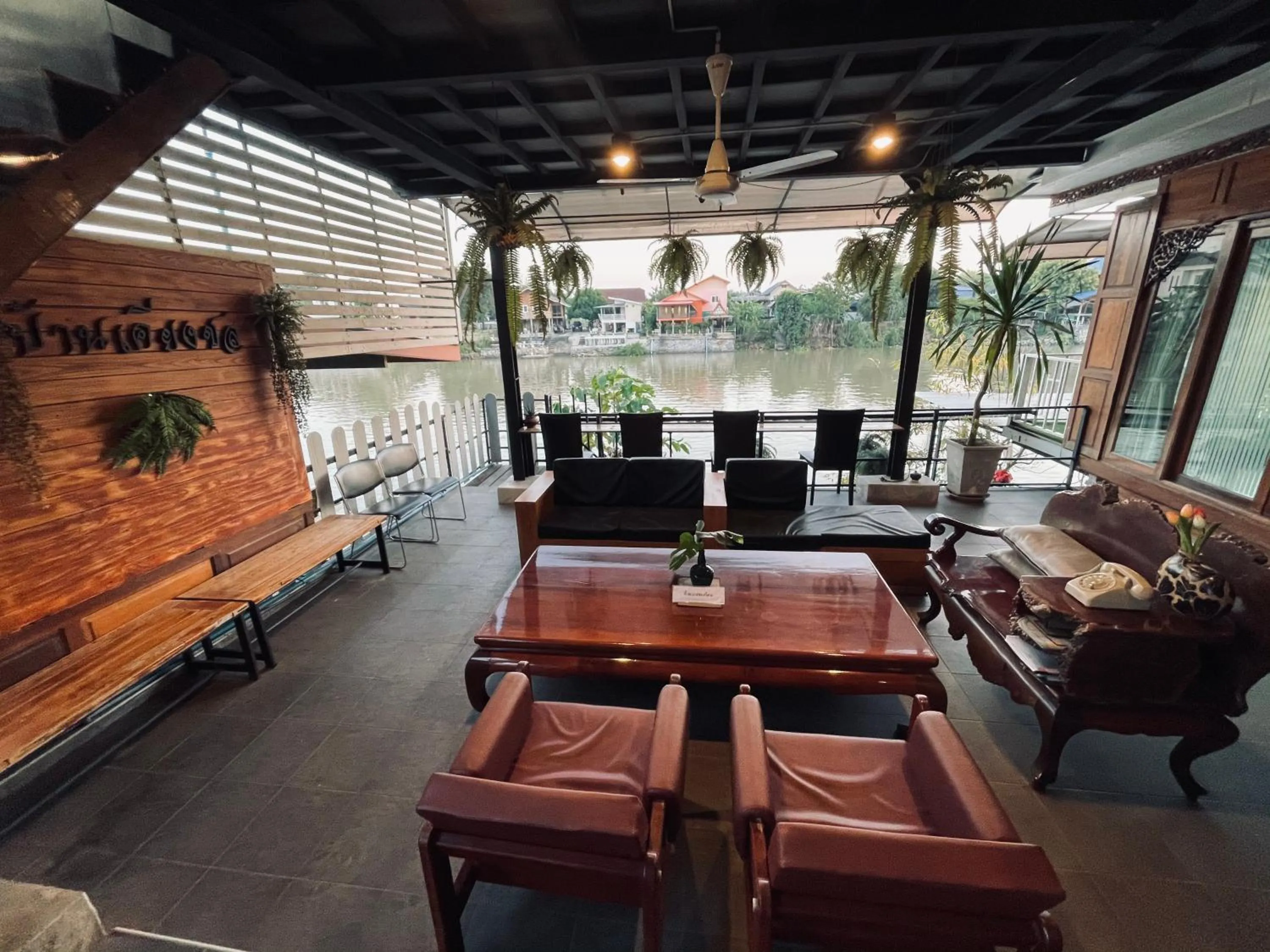 Baan Keang Chon Ayutthaya บ้านเคียงชล อยุธยา