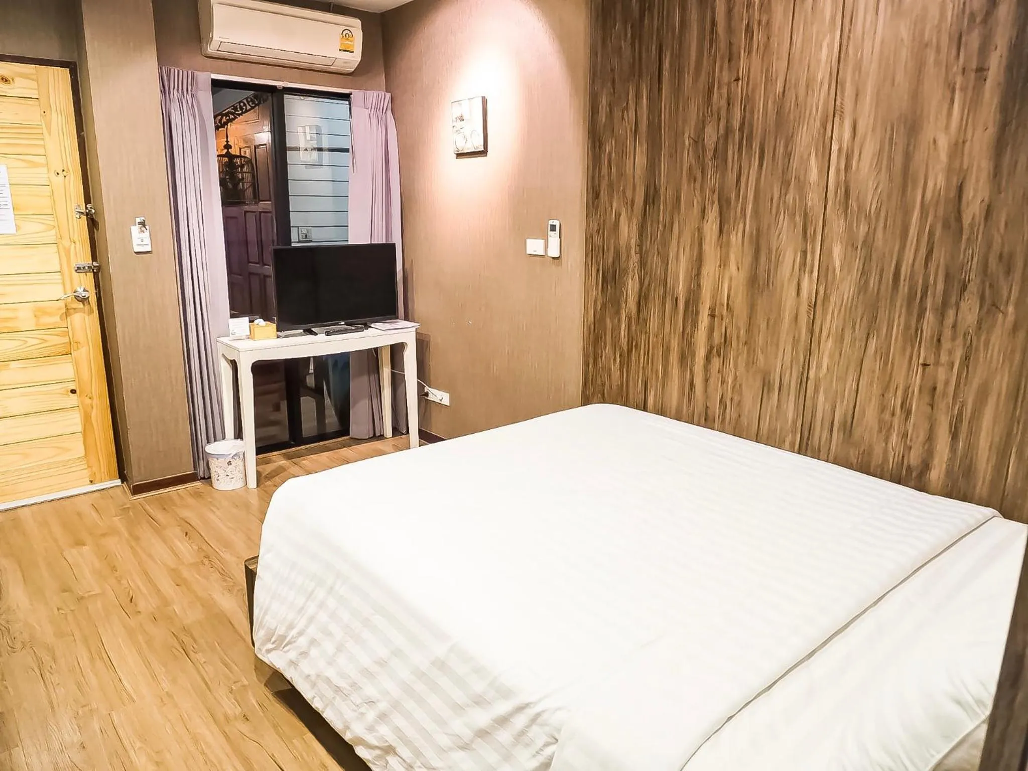 Bed in Baan Keang Chon Ayutthaya บ้านเคียงชล อยุธยา