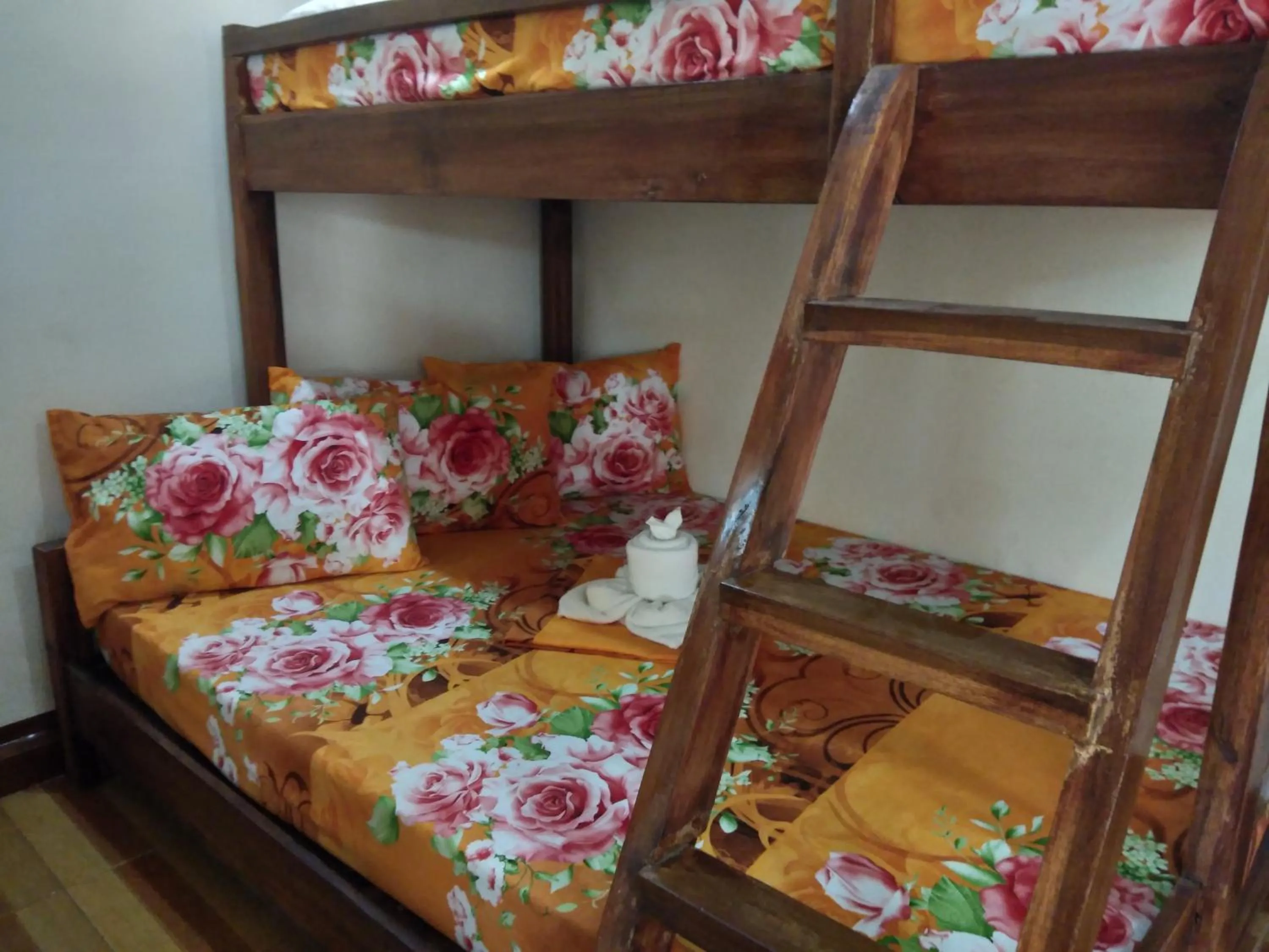 Bed in Jvhaven Pension