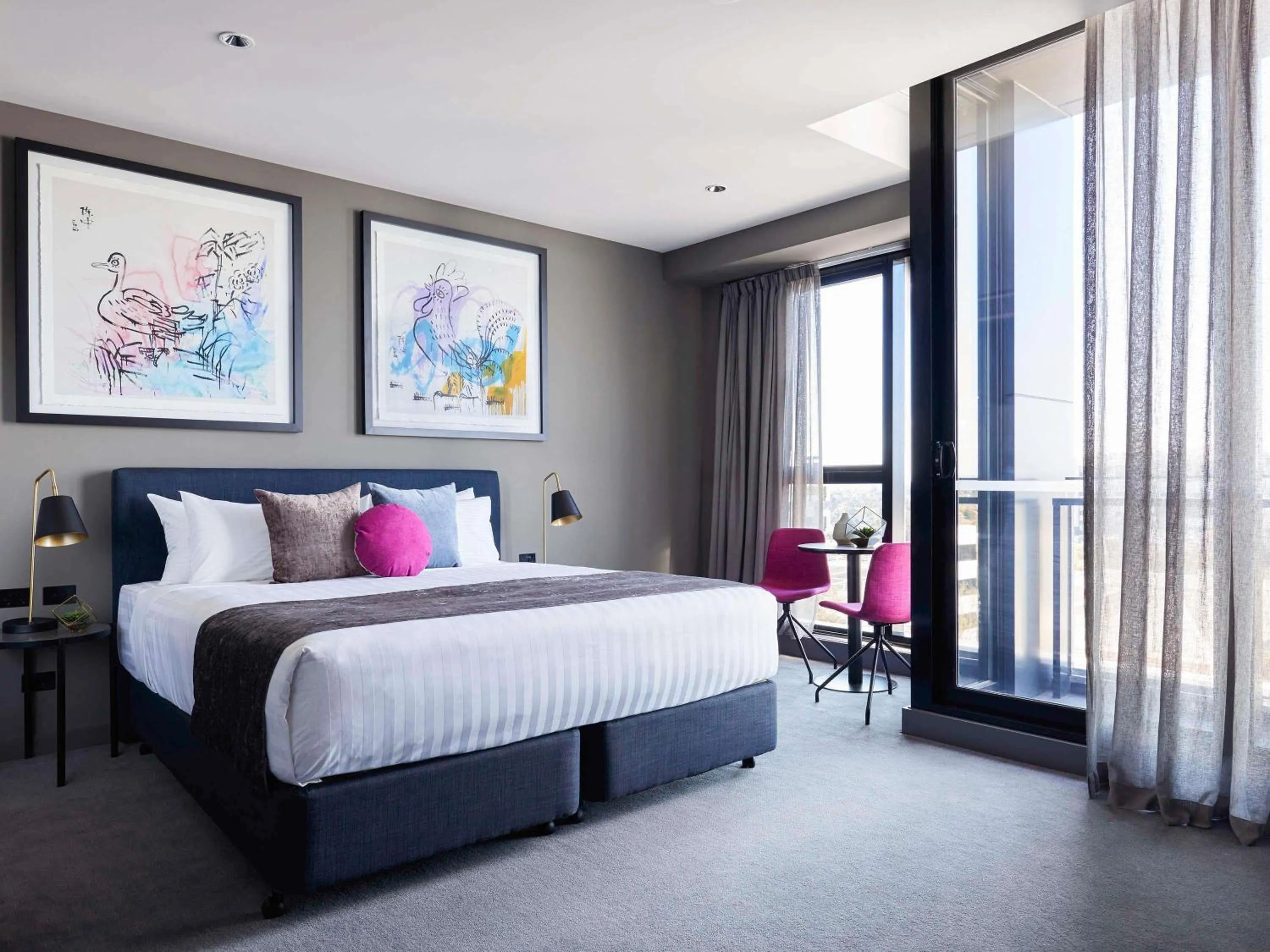 Property building, Bed in Art Series - The Chen