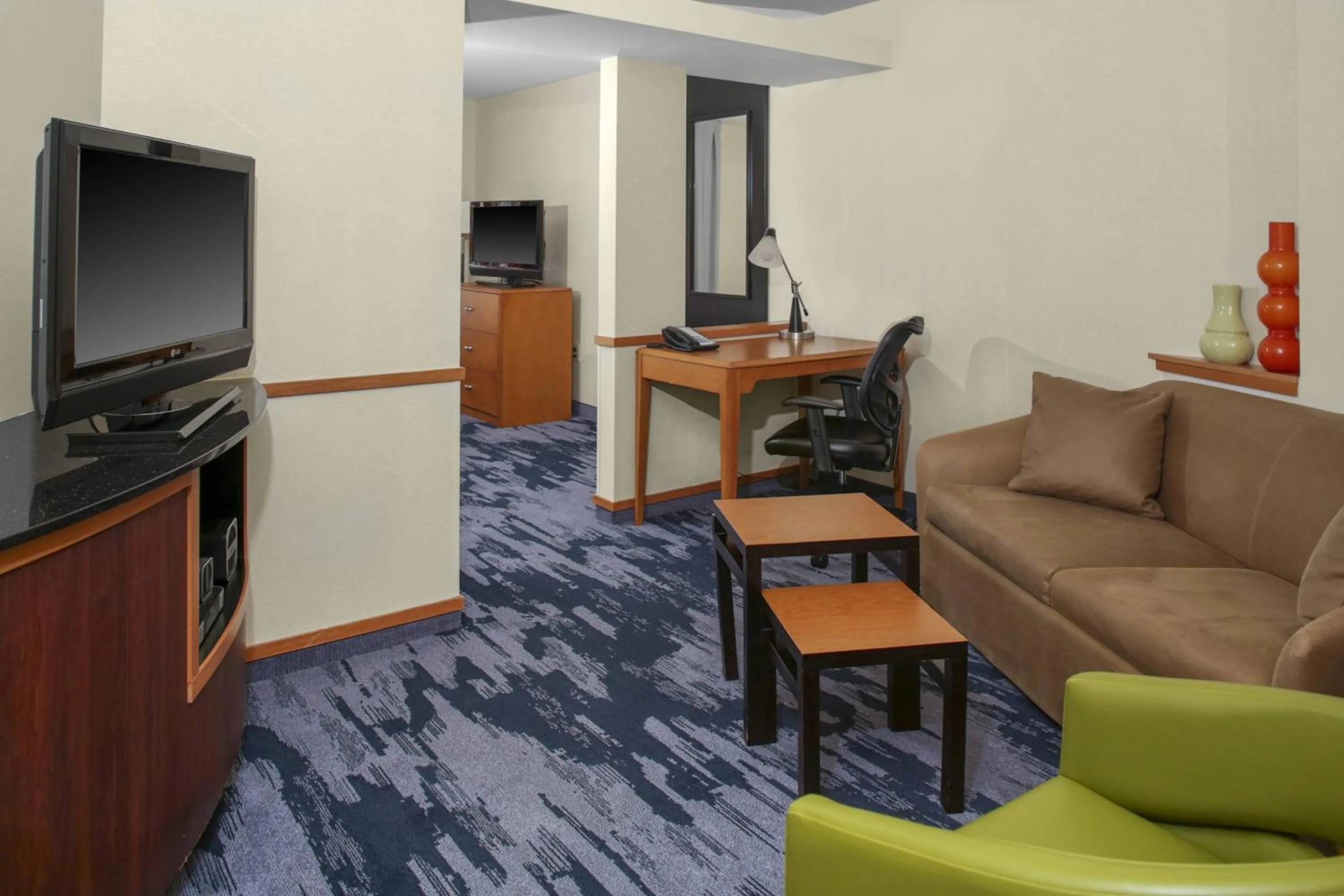 Living room in Fairfield Inn & Suites Milledgeville