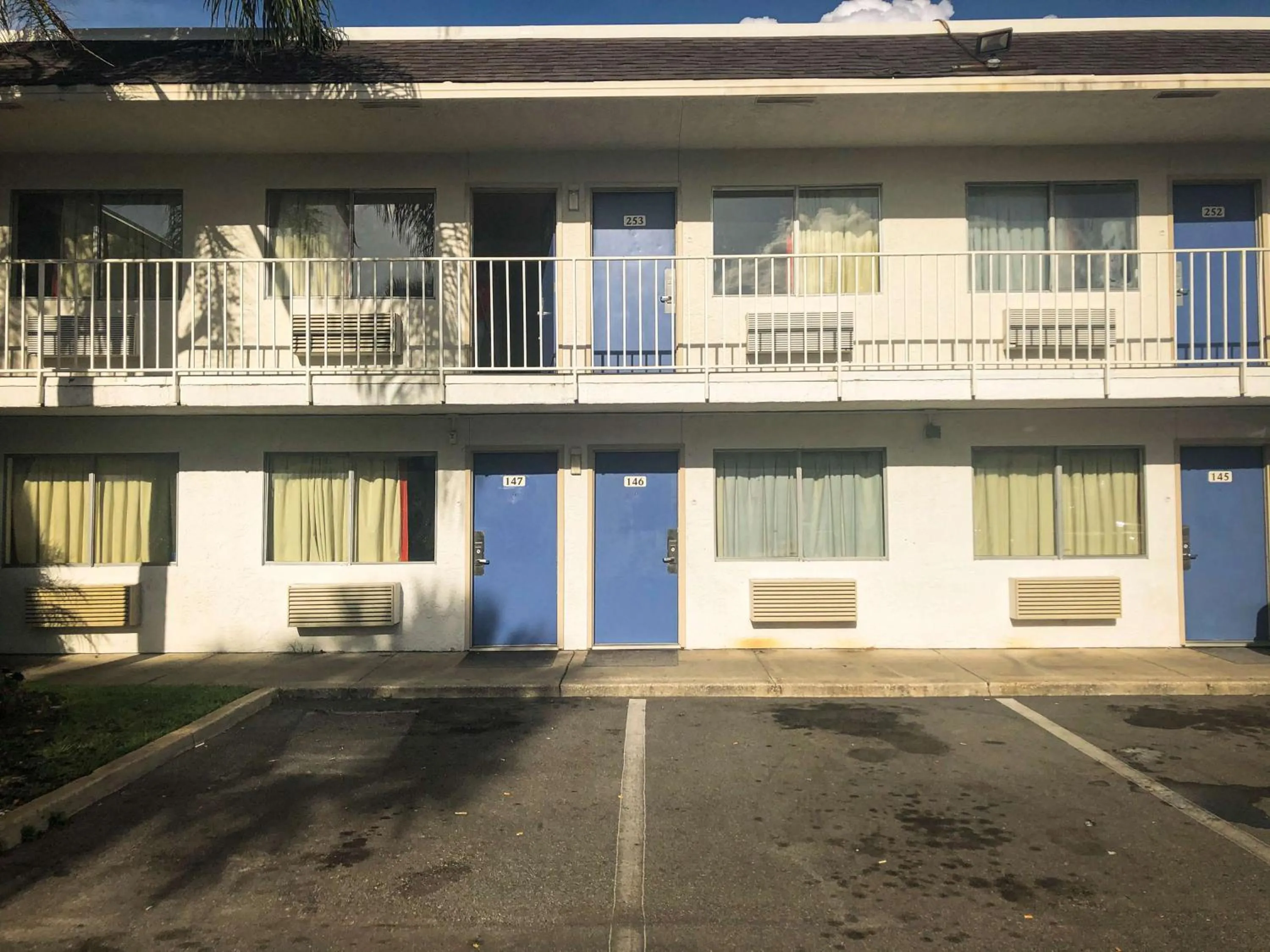 Property building in Motel 6-Jacksonville, FL - Orange Park