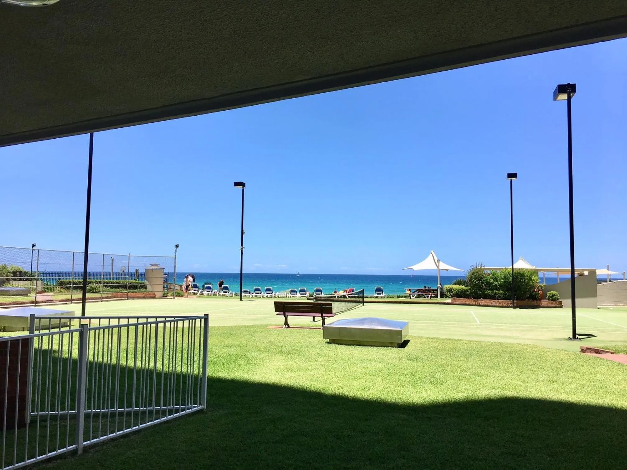 Breakers North Absolute Beachfront Apartments - Official