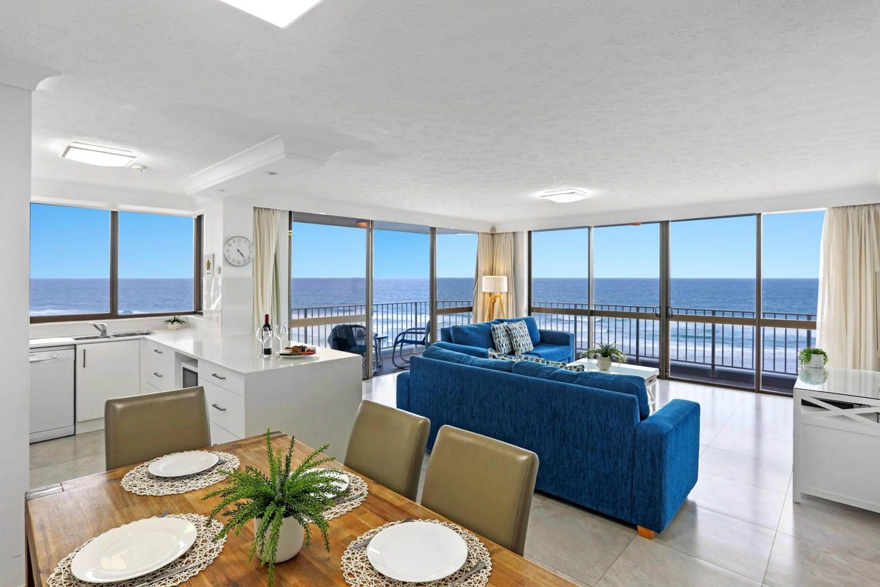 Living room in Breakers North Absolute Beachfront Apartments - Official