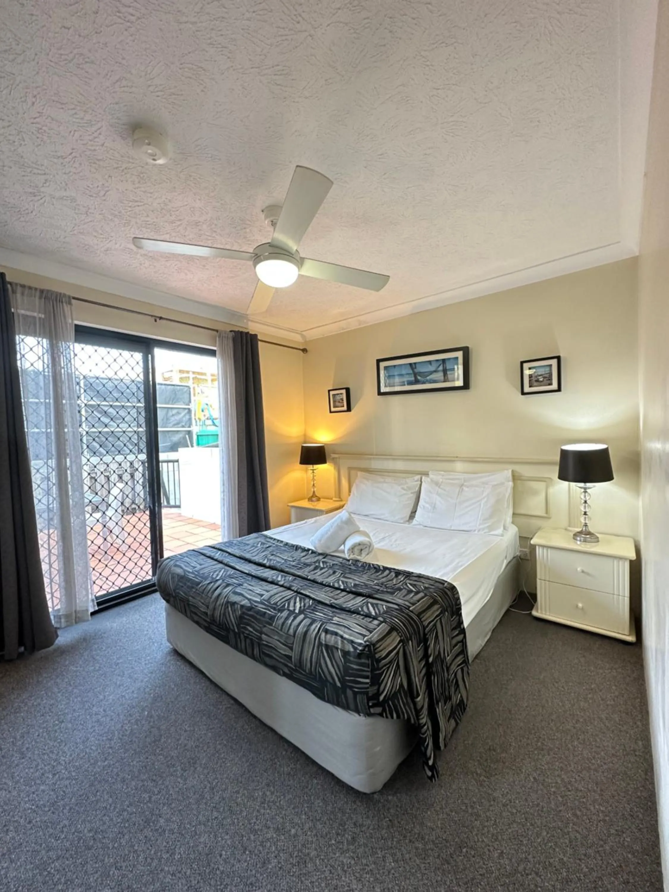 Bedroom, Bed in Chevron Palms by Gold Coast Premium