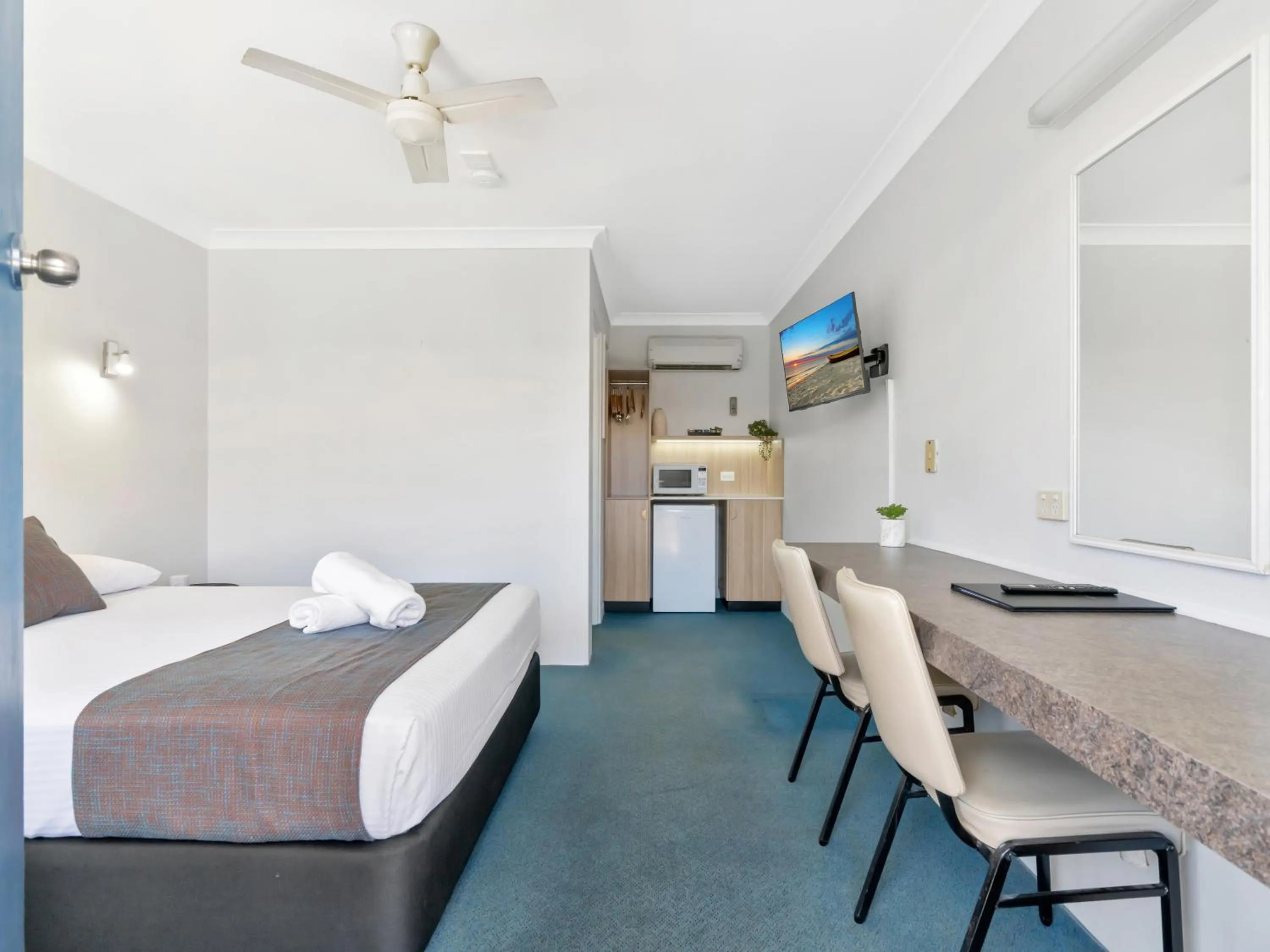 Bedroom in Bentleigh Motor Inn