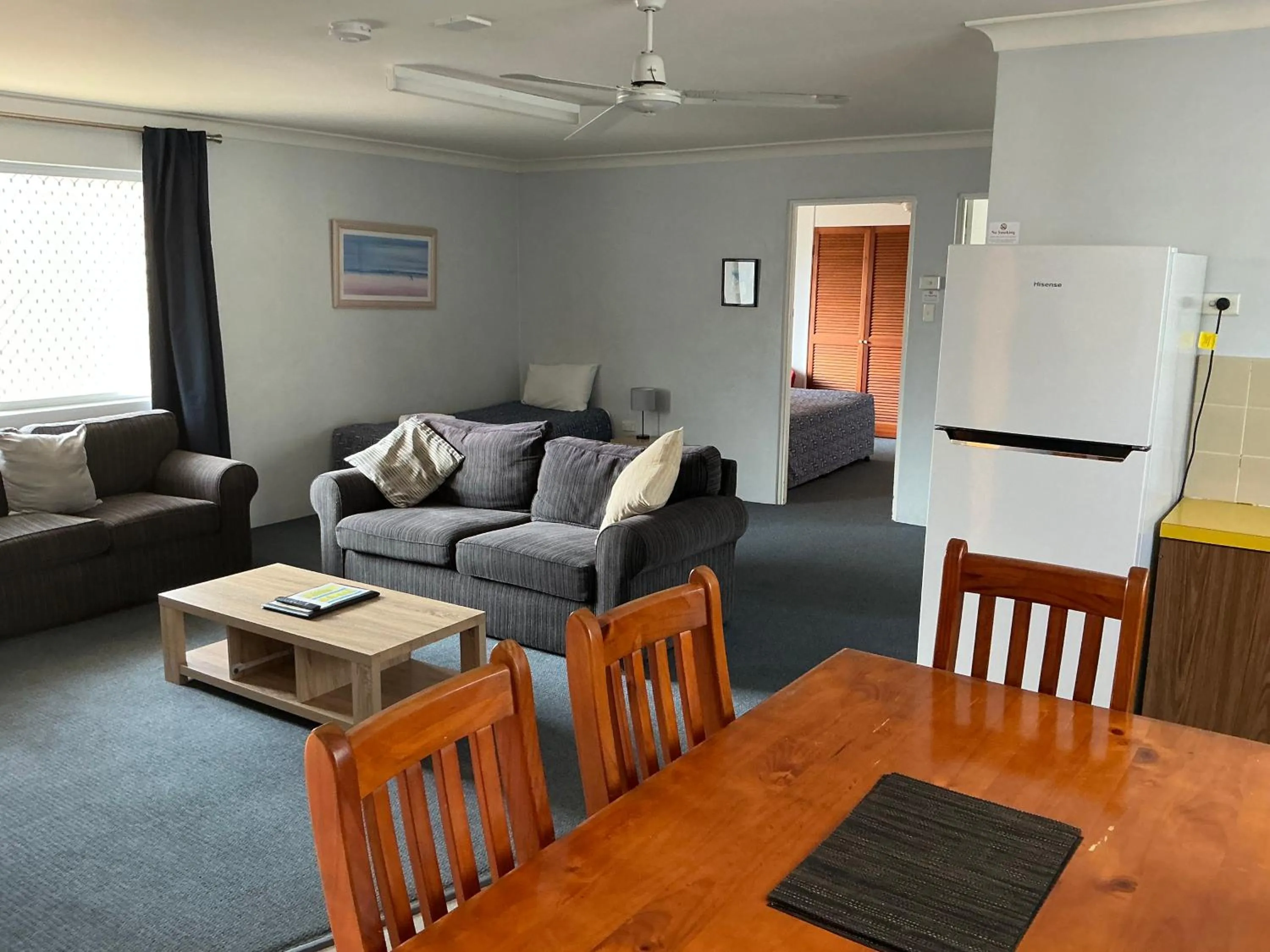 Living room in Bentleigh Motor Inn