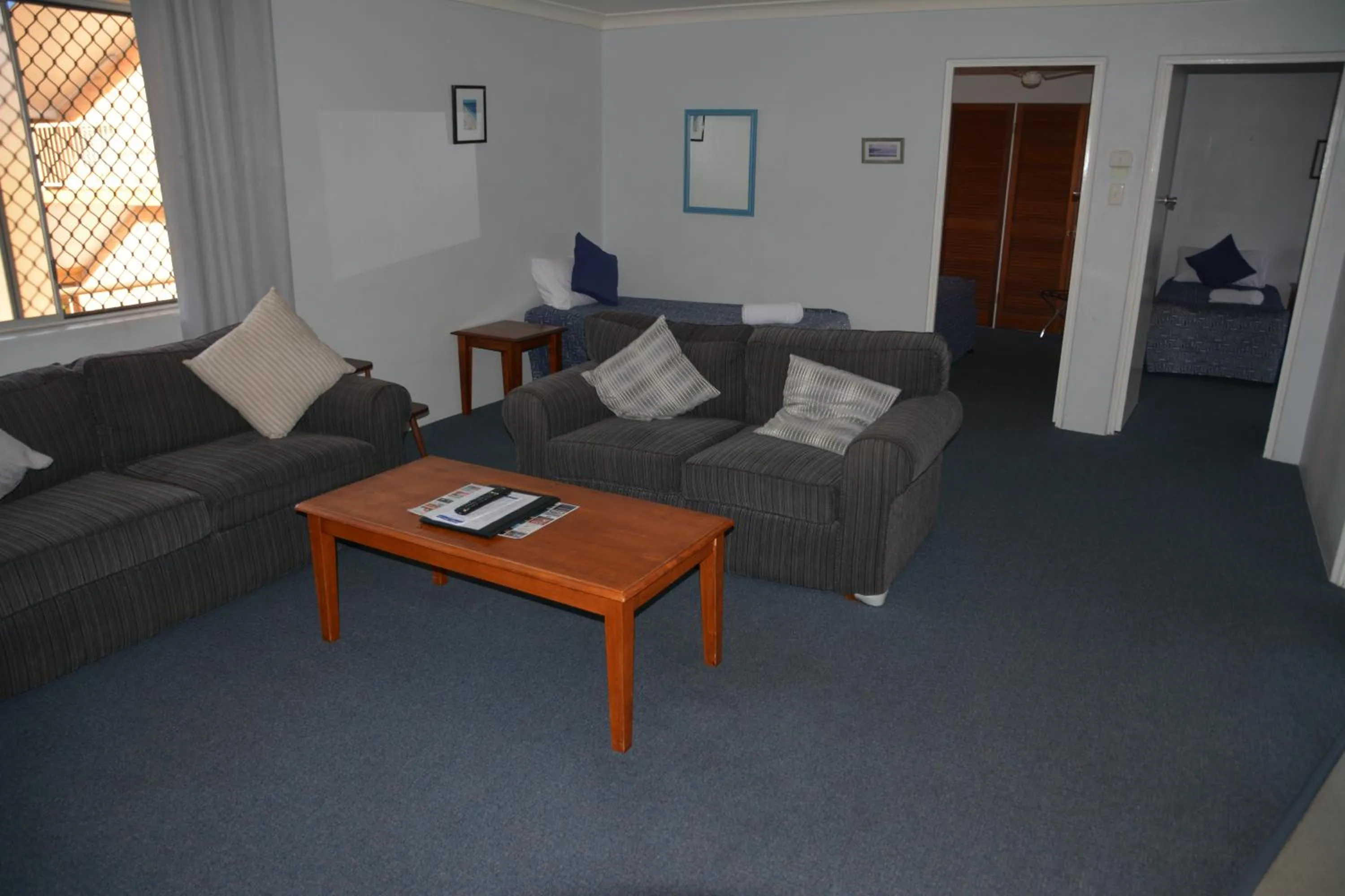 Seating area in Bentleigh Motor Inn