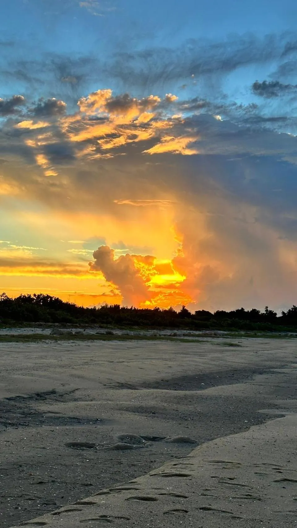 Beach in 夏之戀民宿 可包棟 近金城市區