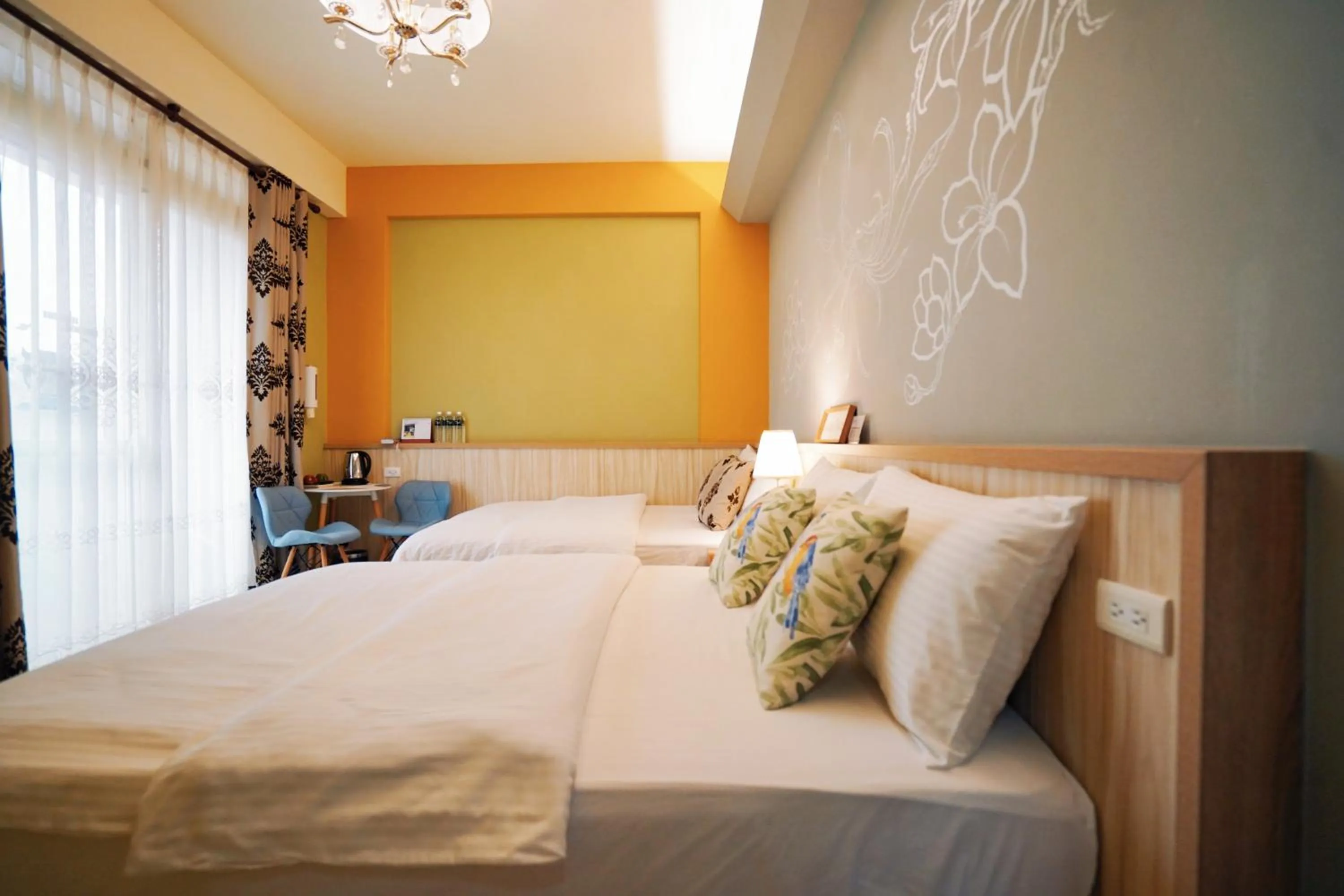 Bed in 夏之戀民宿 可包棟 近金城市區