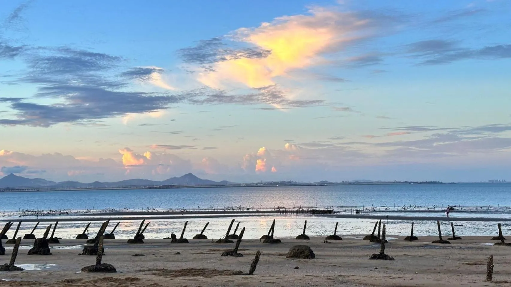 Beach in 夏之戀民宿 可包棟 近金城市區