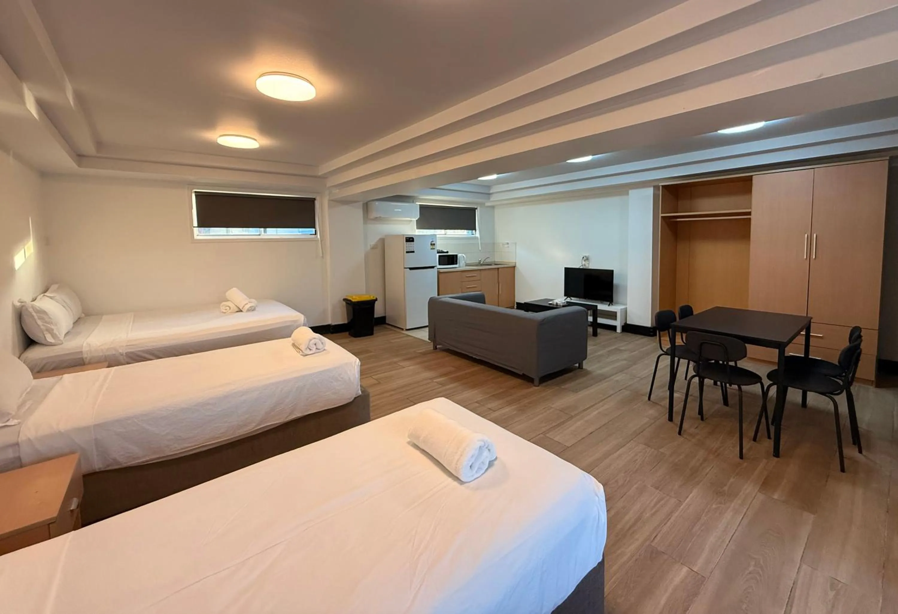 Bed in Annerley Motor Inn