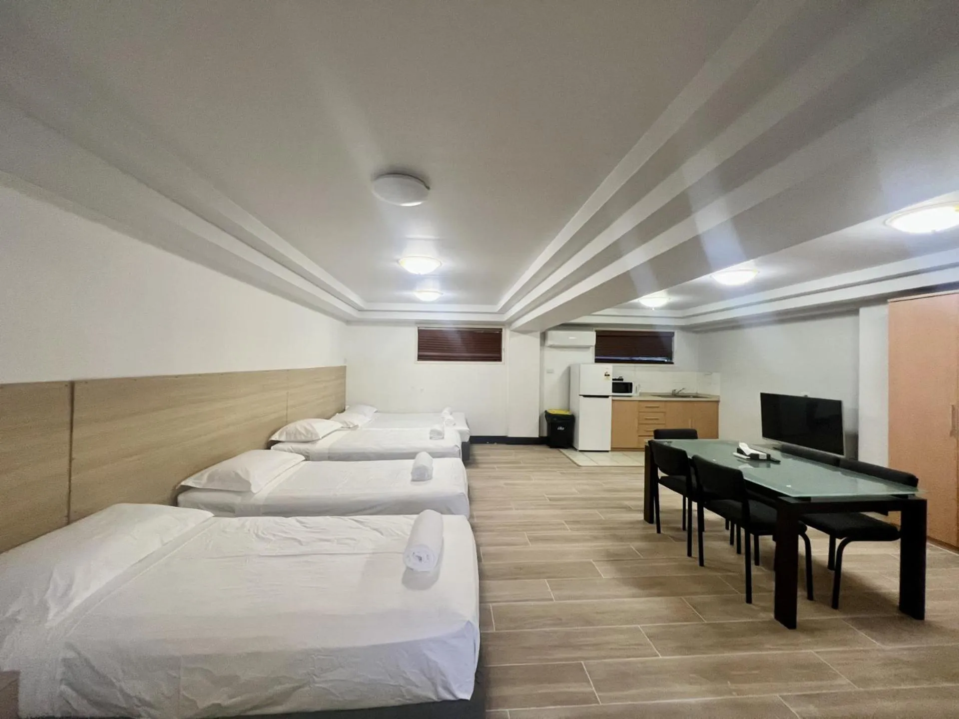 Bed in Annerley Motor Inn