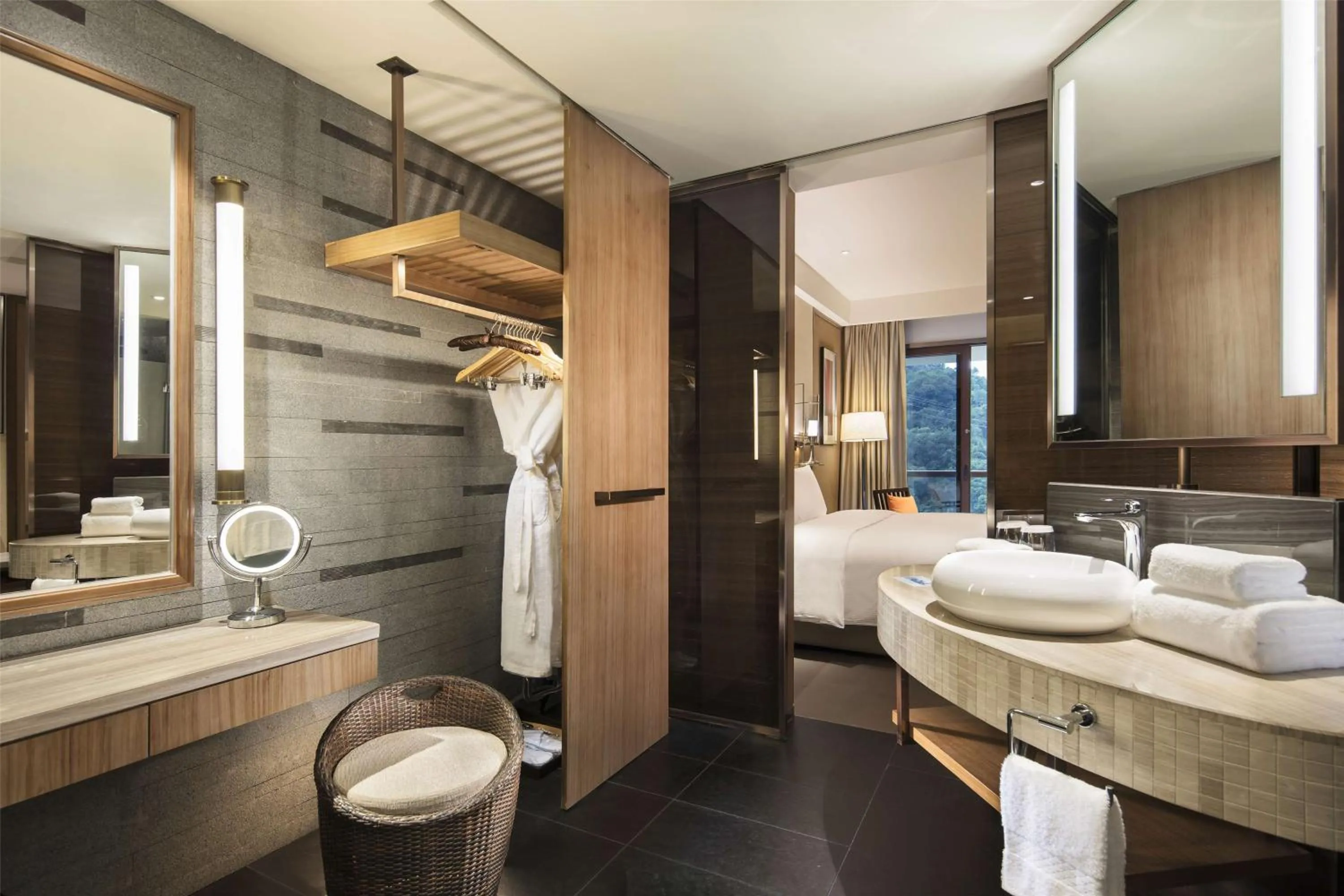 Photo of the whole room in Hilton Huizhou Longmen Resort