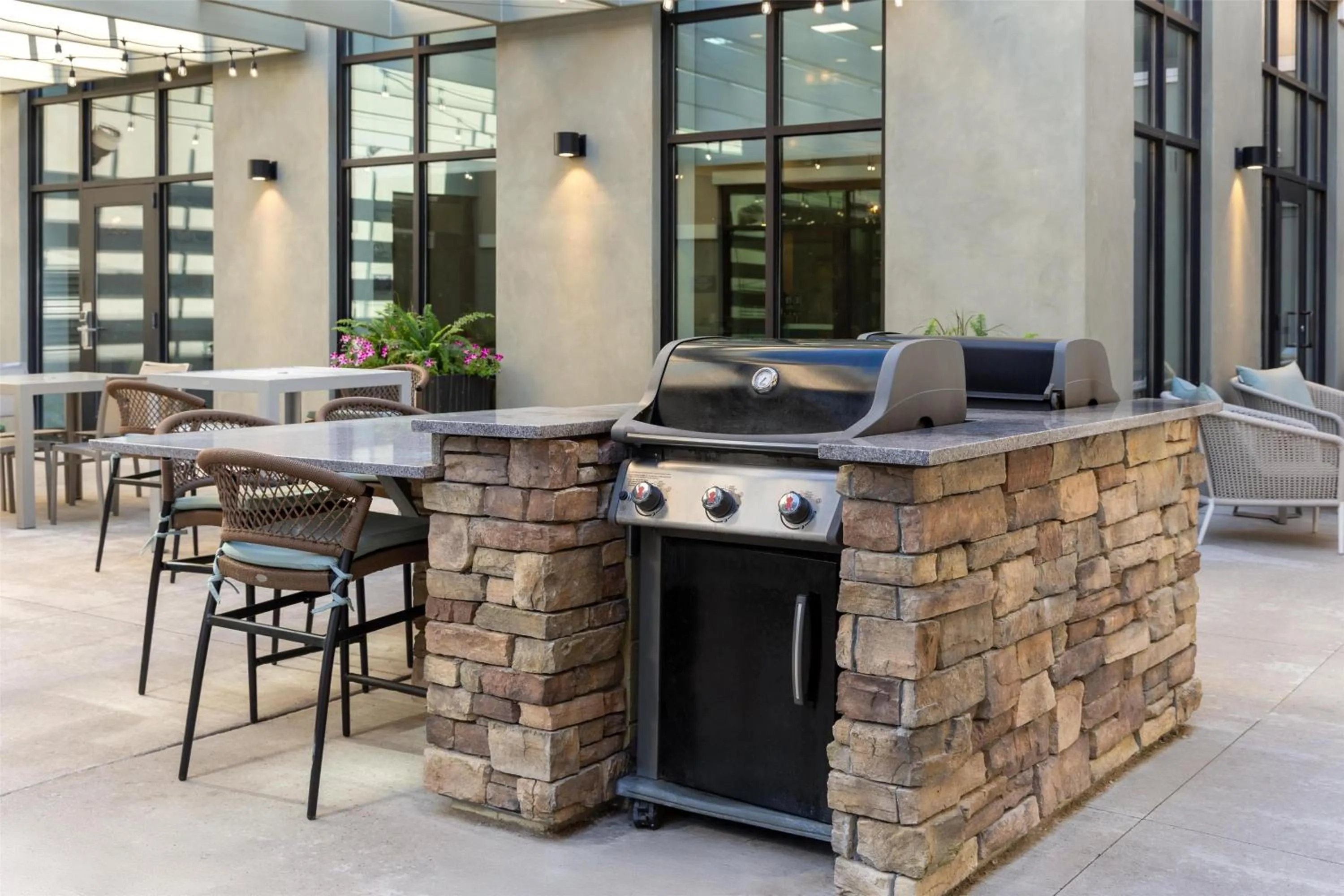 Patio in Homewood Suites By Hilton Wauwatosa Milwaukee