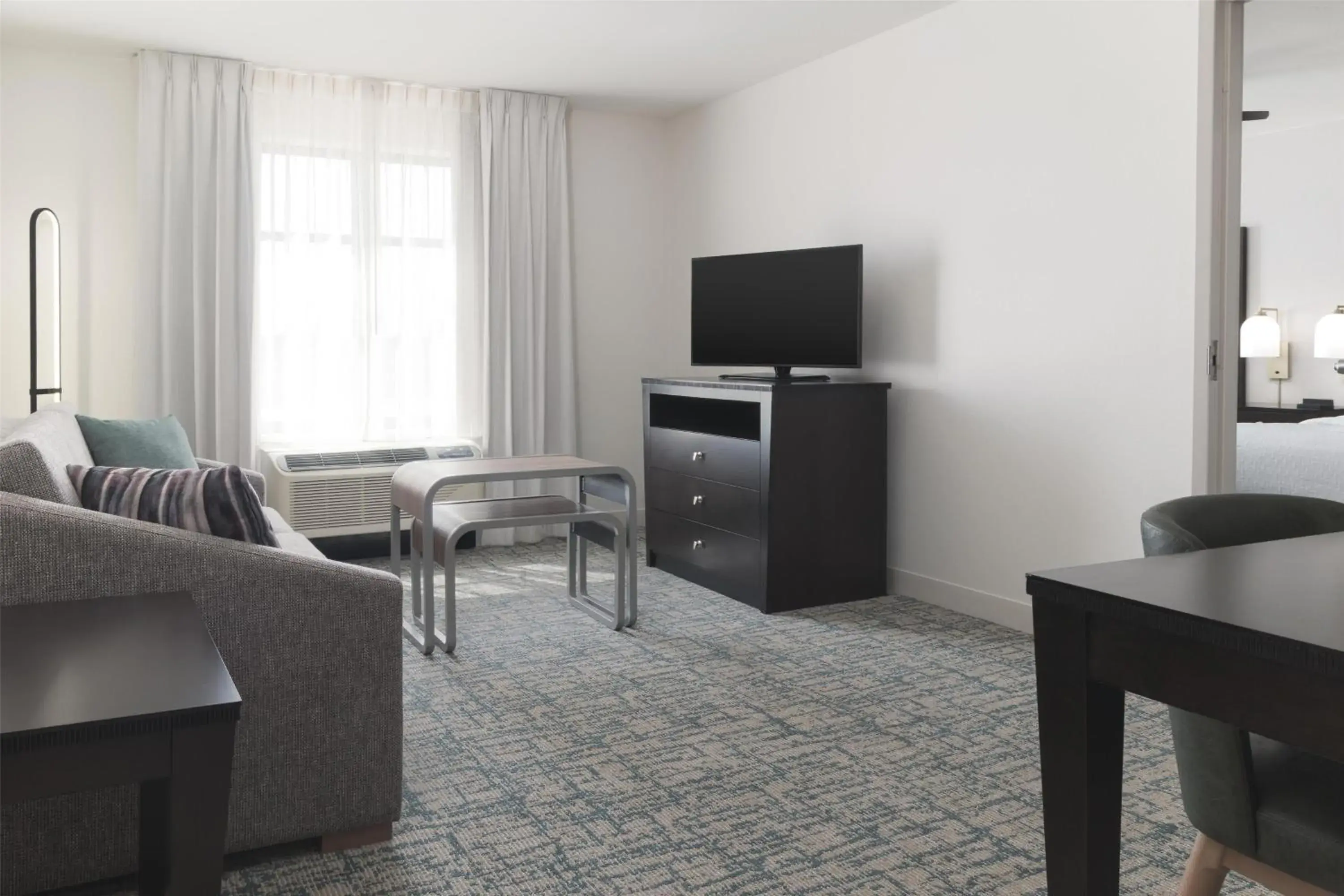One-Bedroom Queen Suite with Two Queen Beds - Non-Smoking in Homewood Suites By Hilton Wauwatosa Milwaukee One-Bedroom Queen Suite with Two Queen Beds - Non-Smoking in Homewood Suites By Hilton Wauwatosa Milwaukee