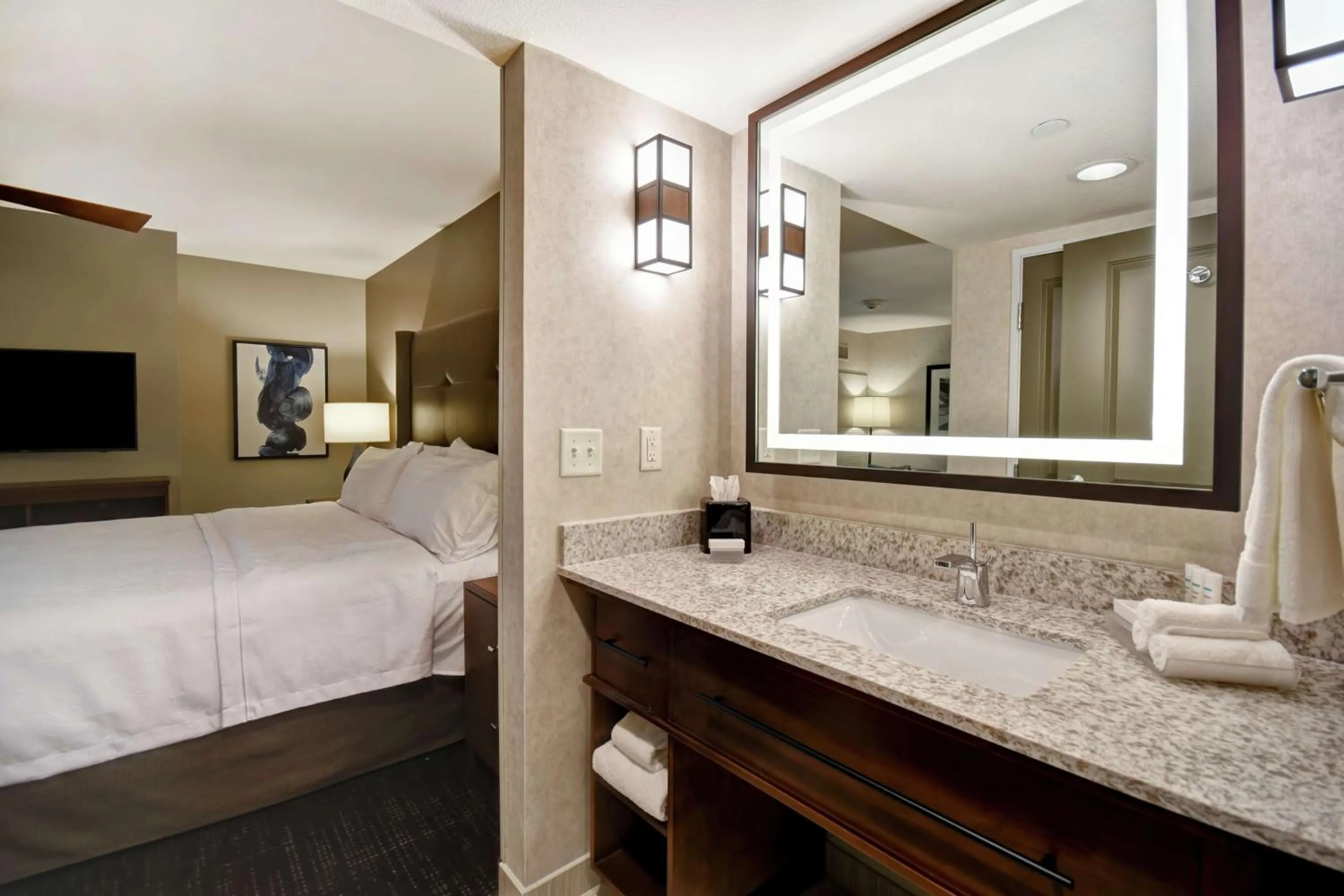 Bathroom, Bed in Homewood Suites by Hilton Pleasant Hill Concord