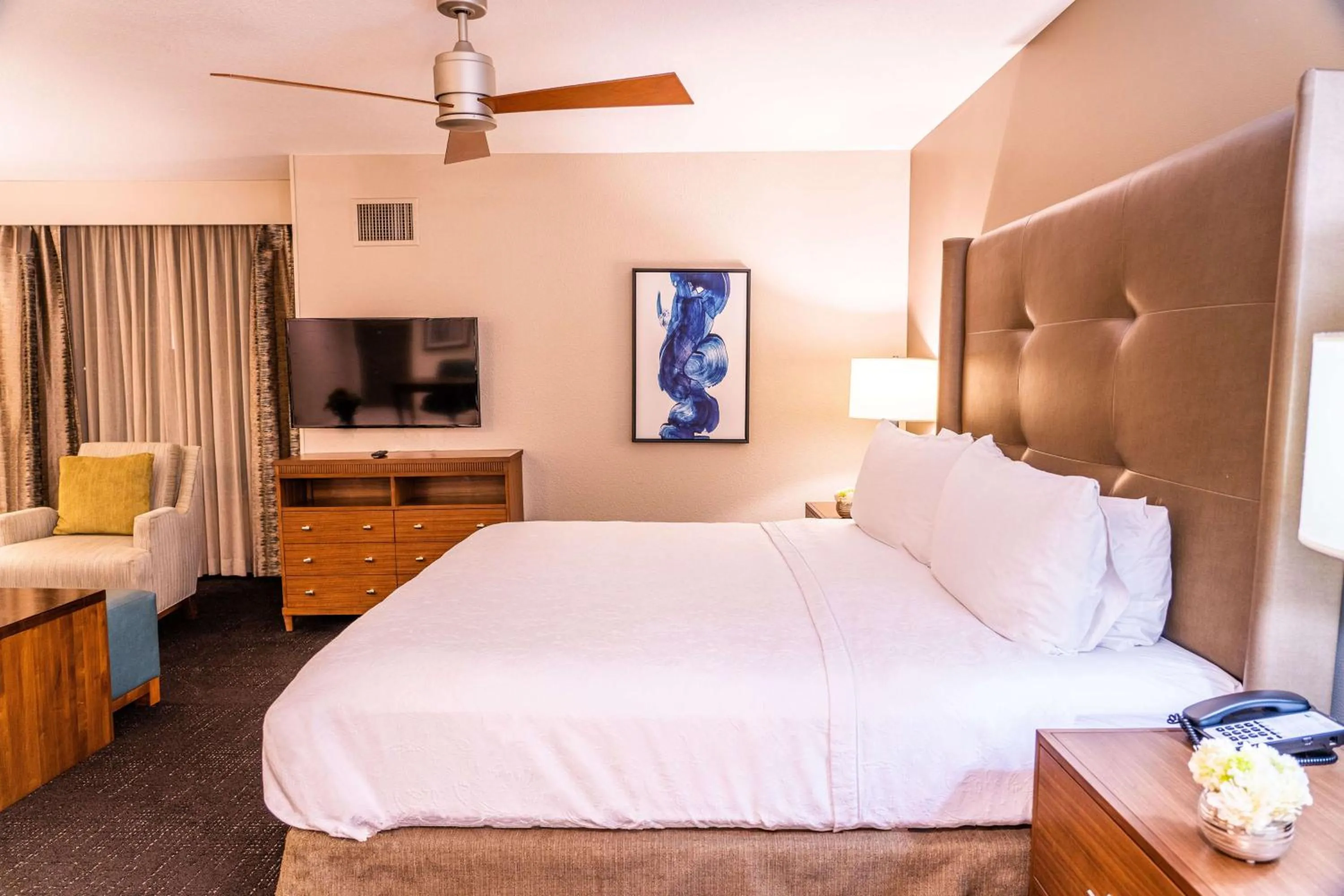 Bedroom, Bed in Homewood Suites by Hilton Pleasant Hill Concord