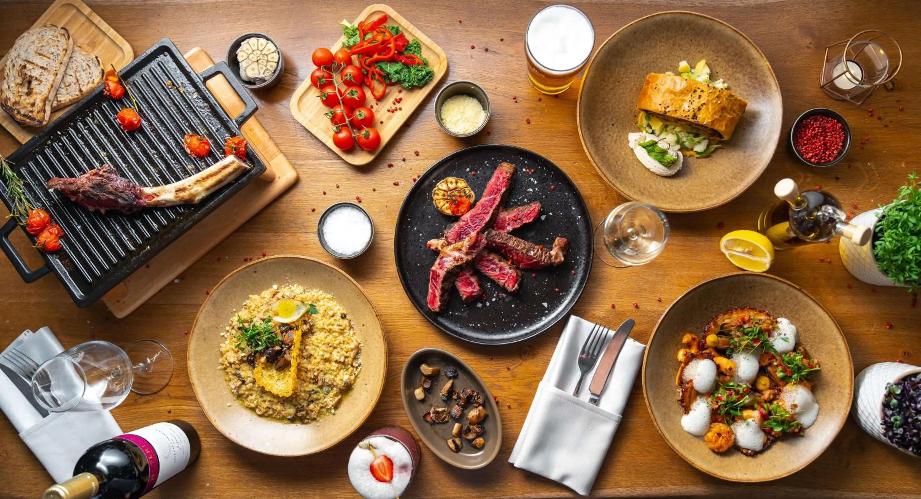 Restaurant/places to eat in Hilton Garden Inn Bucharest Old Town