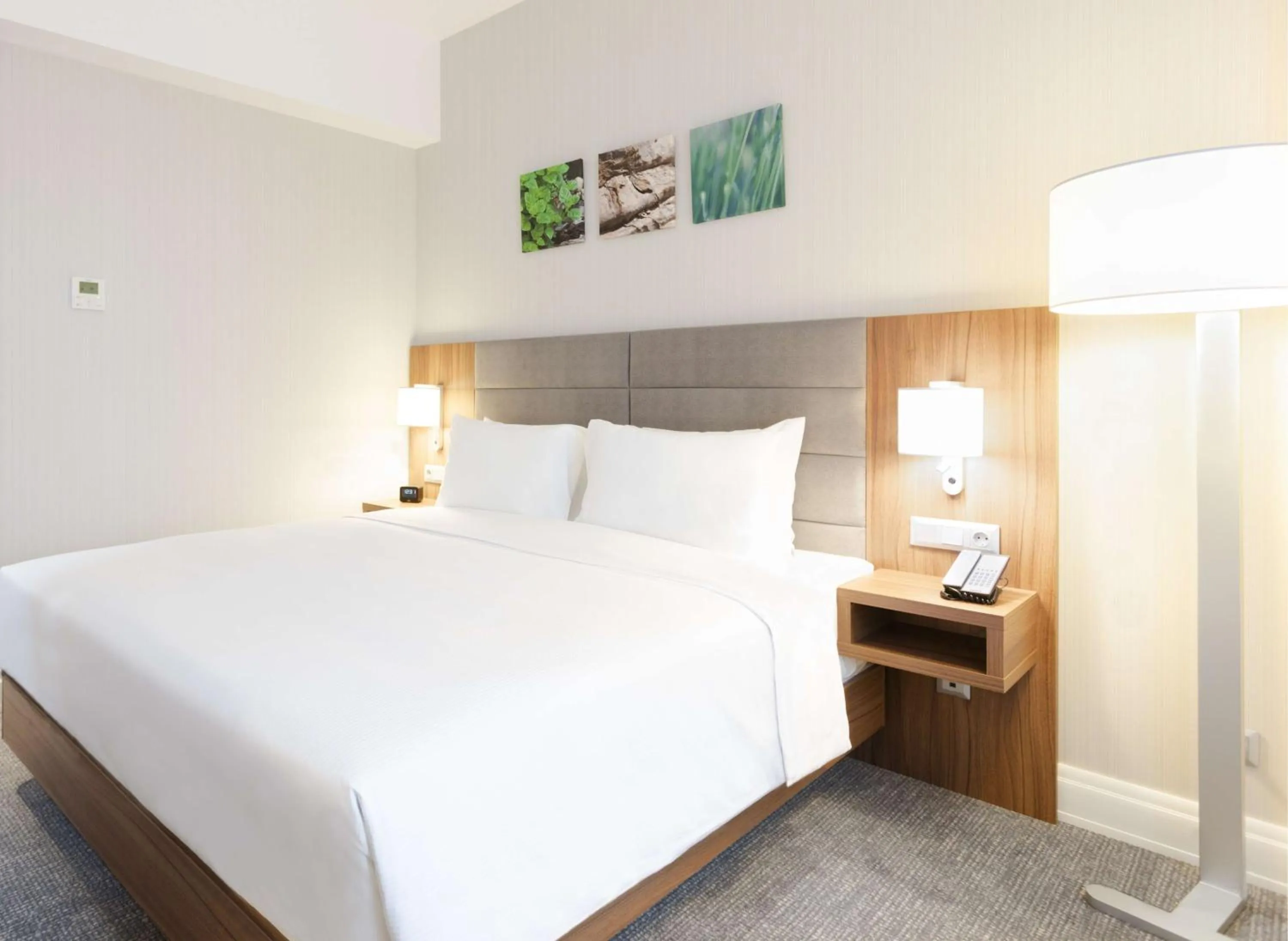 Bed in Hilton Garden Inn Bucharest Old Town