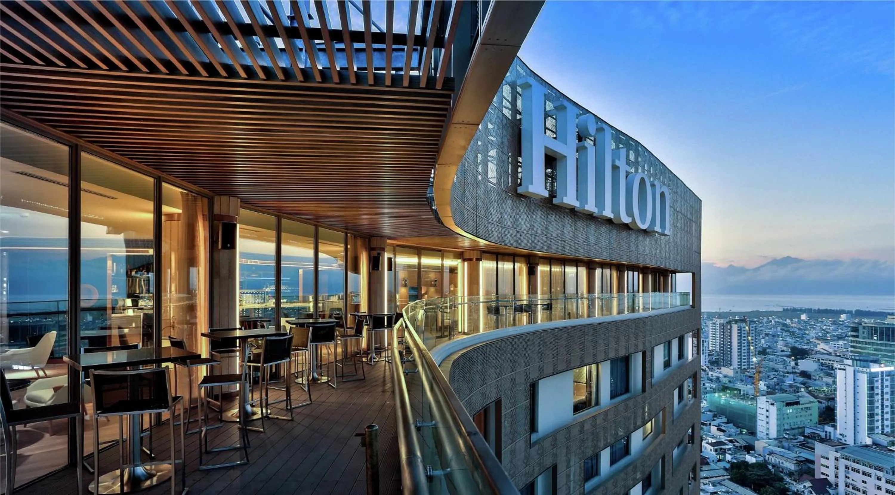 Restaurant/places to eat in Hilton Da Nang