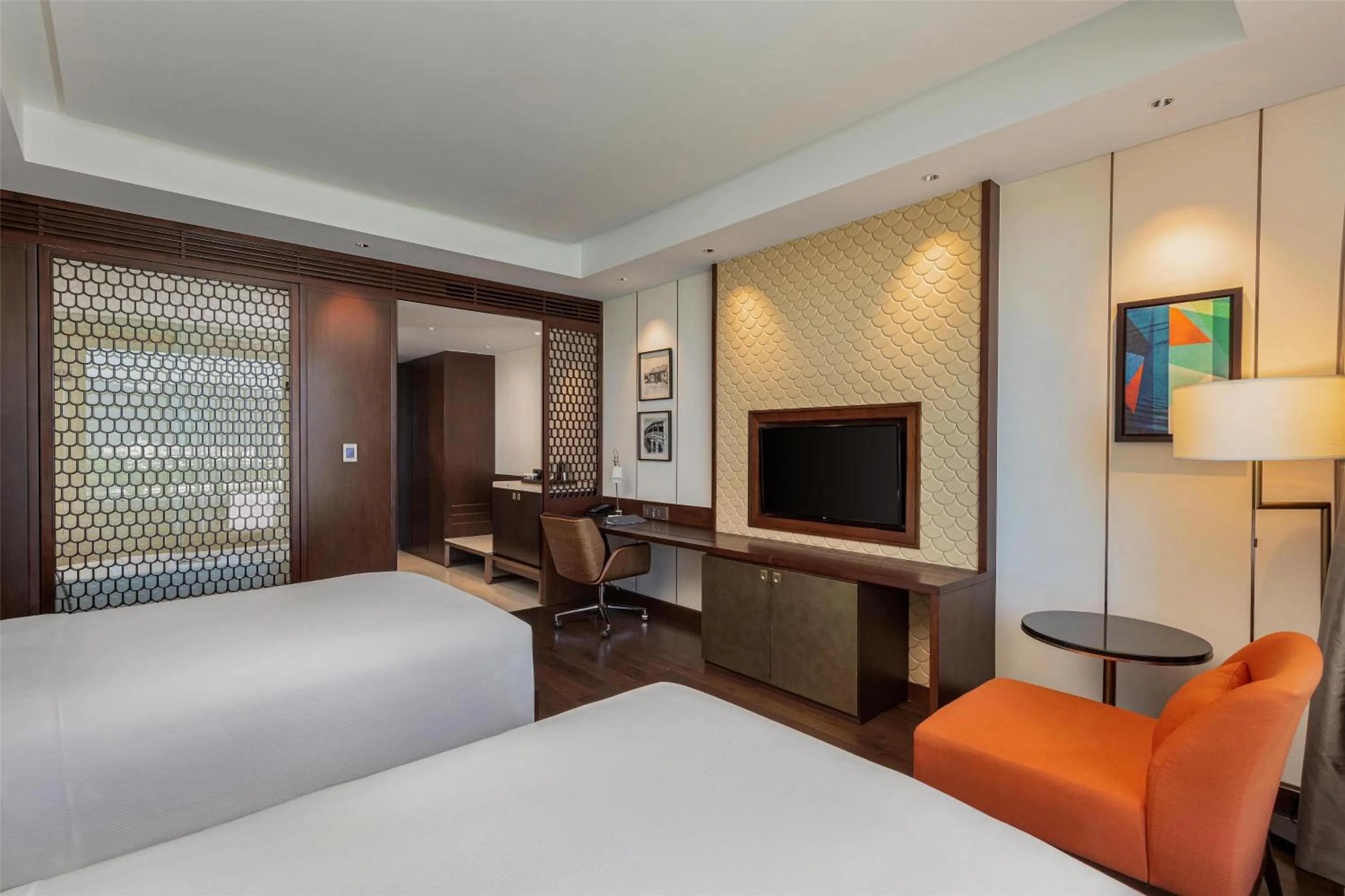 Communal lounge/ TV room, Bed in Hilton Da Nang