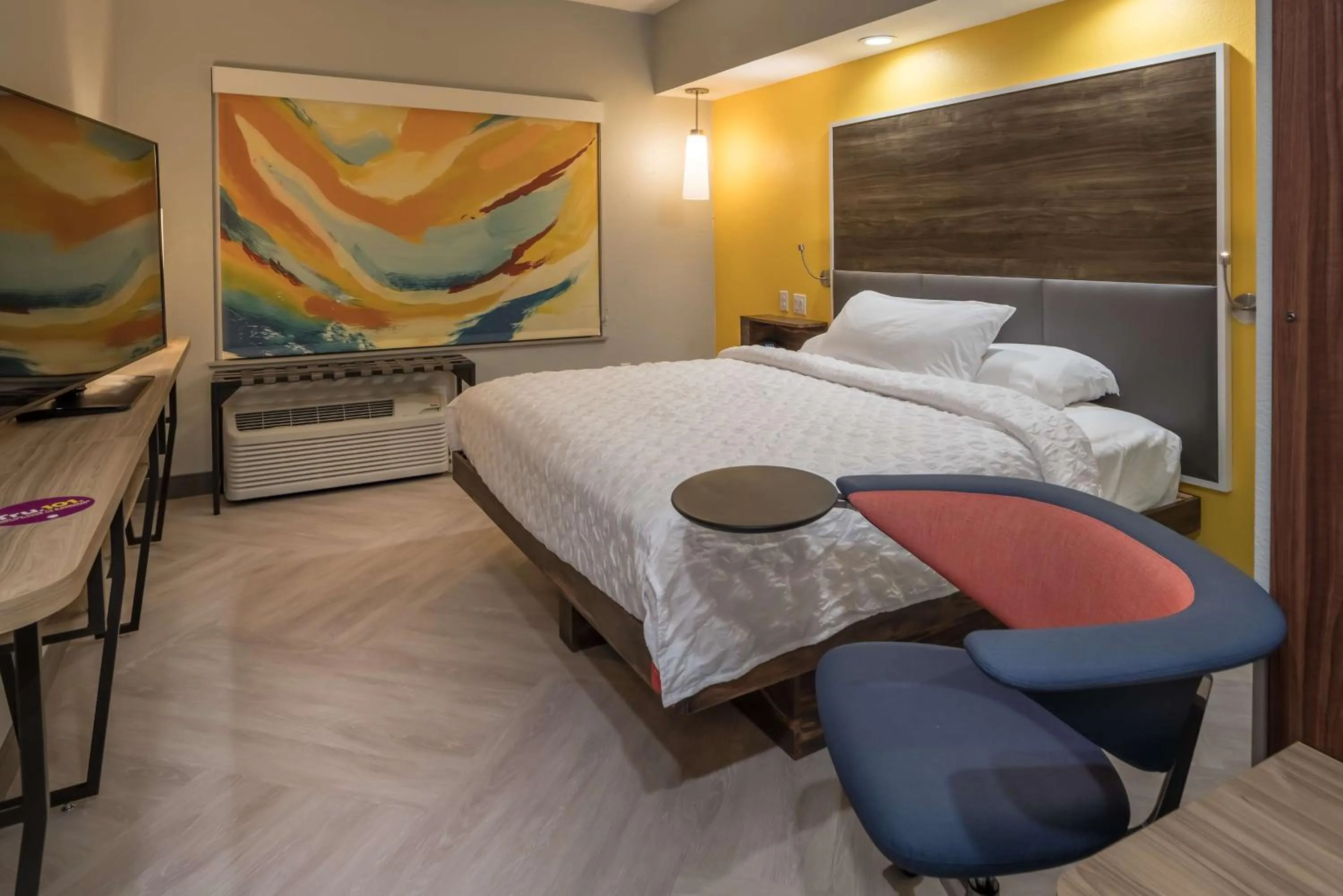 Bed in Tru by Hilton Garland Richardson