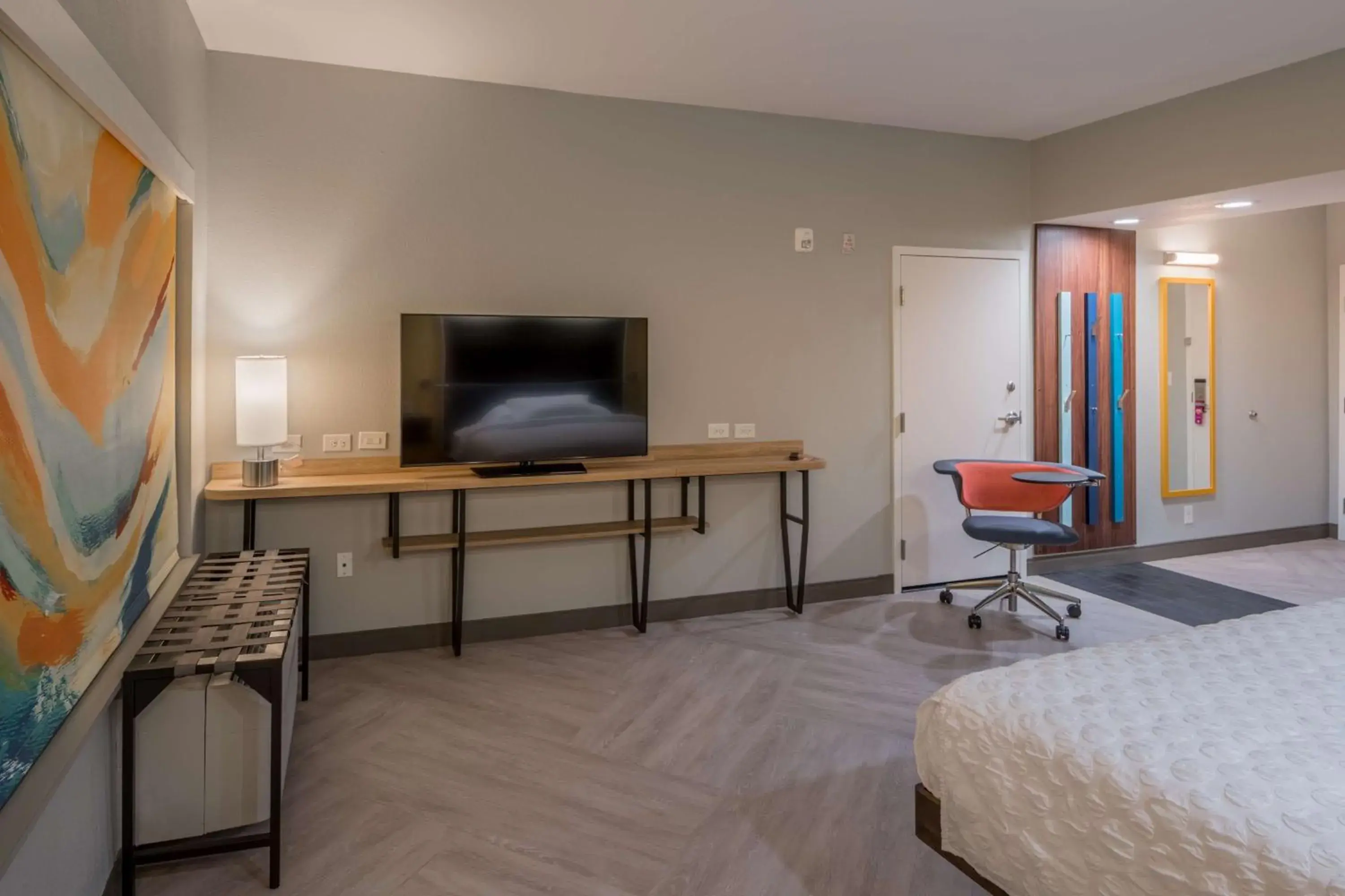 King Room with Roll-In Shower - Mobility and Hearing Access in Tru by Hilton Garland Richardson King Room with Roll-In Shower - Mobility and Hearing Access in Tru by Hilton Garland Richardson