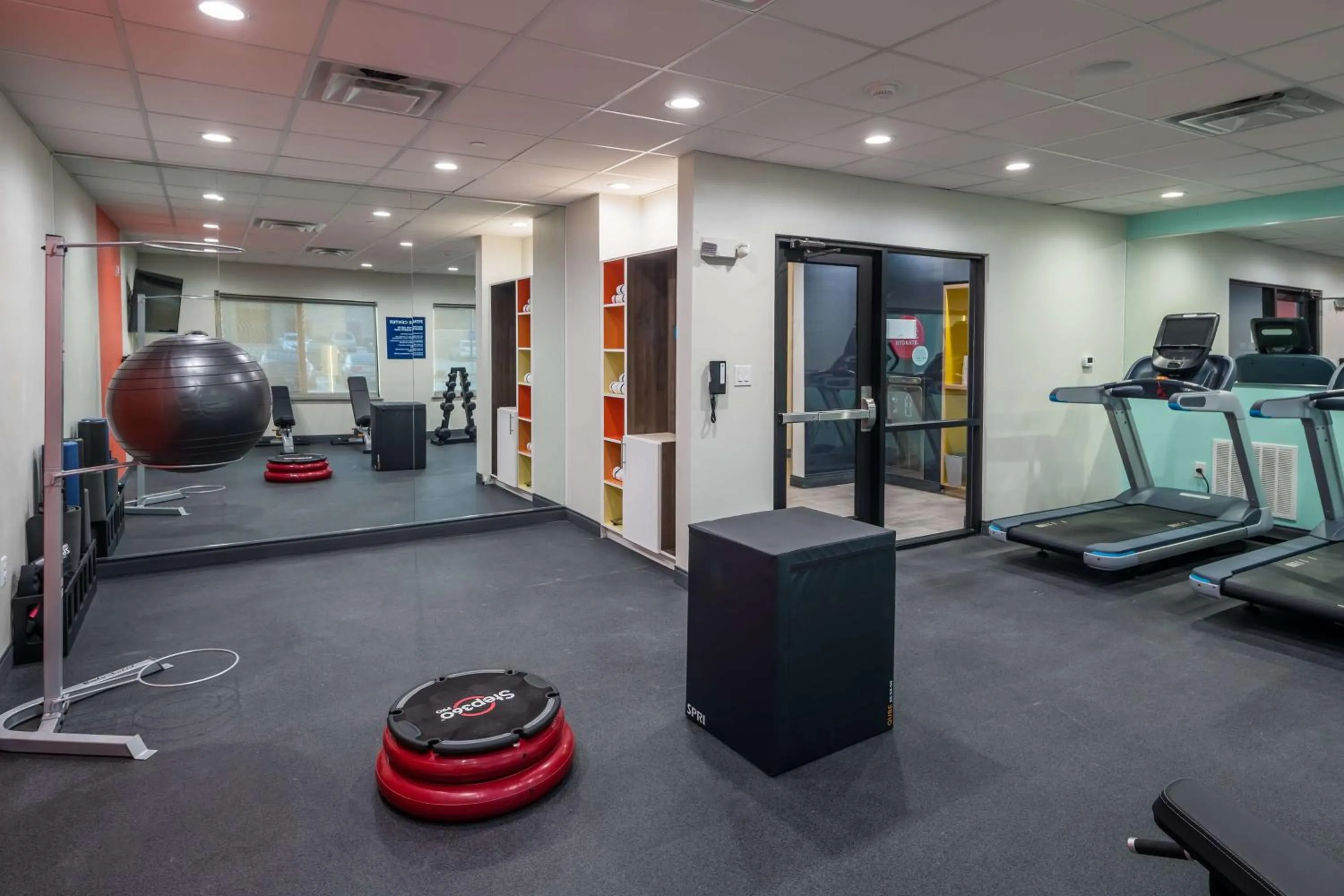 Fitness centre/facilities in Tru by Hilton Garland Richardson